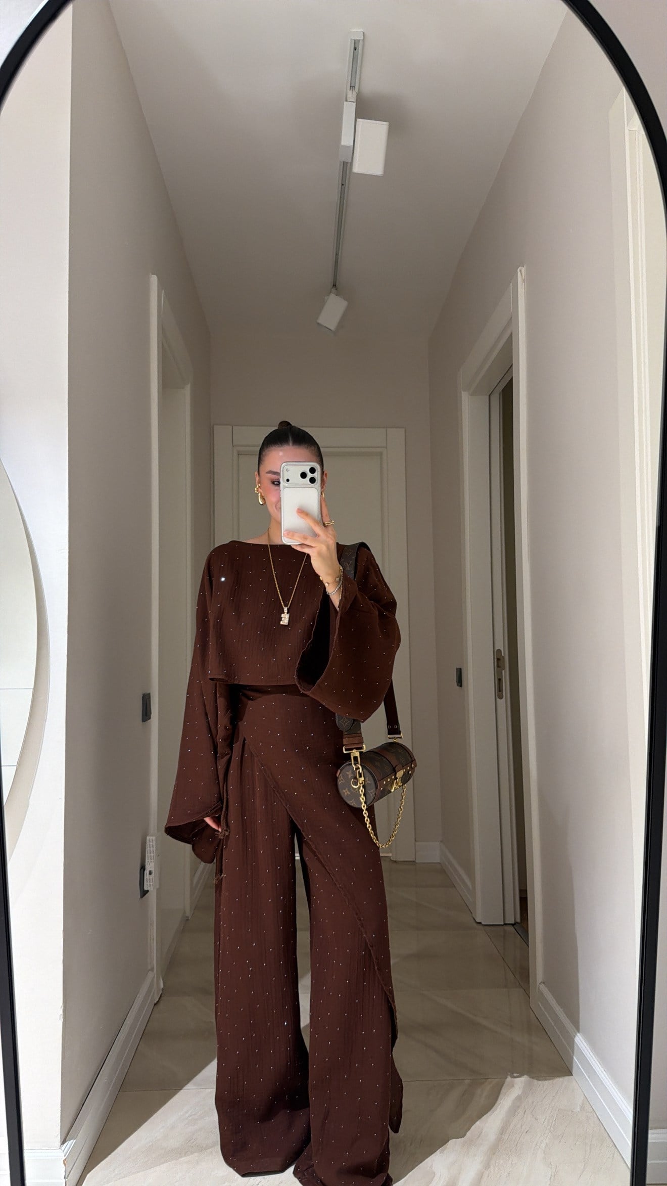 Kahve Şal Bağlama Detaylı Taşlı Müslin Pantolon