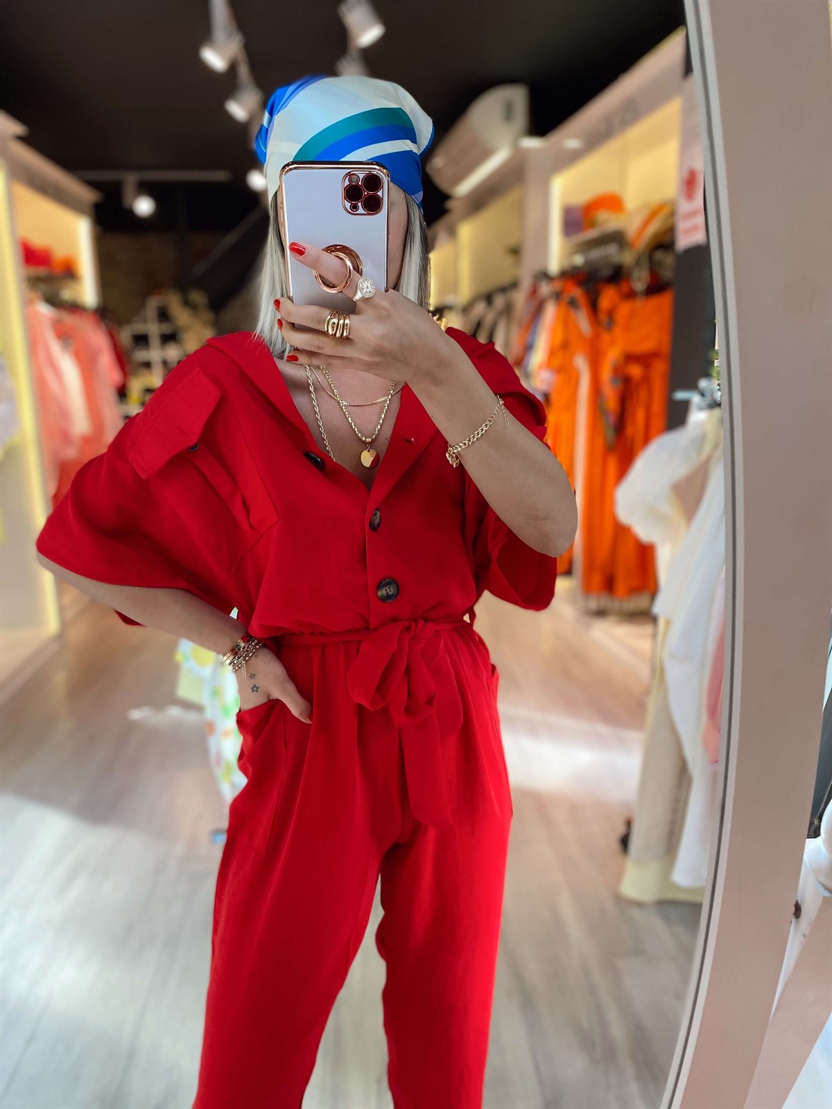 Kırmızı Beli Lastikli Cepli Gömlek Yaka Tulum