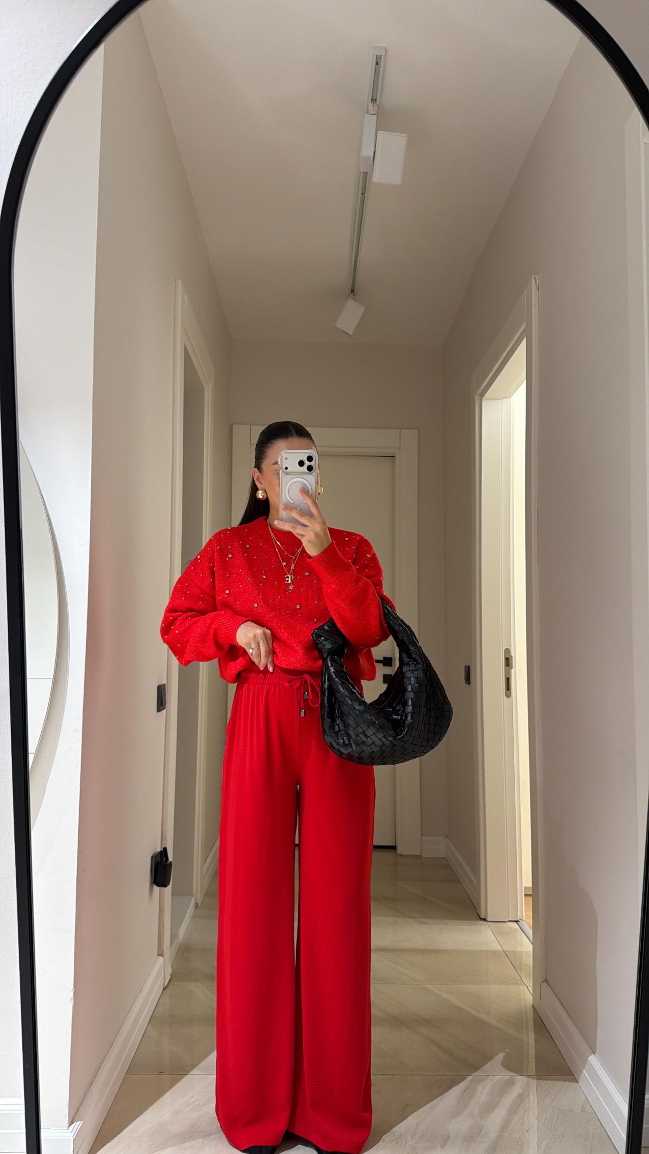 Kırmızı Bol Paça Tensel Pantolon