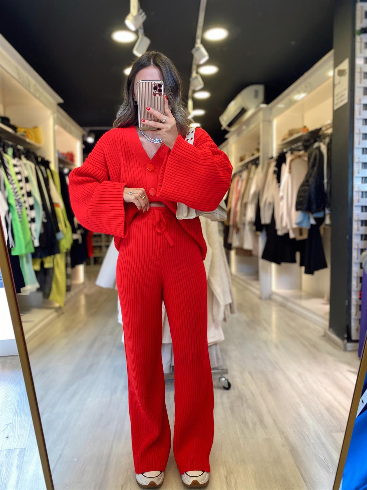 Kırmızı Fitili Hırka Takım