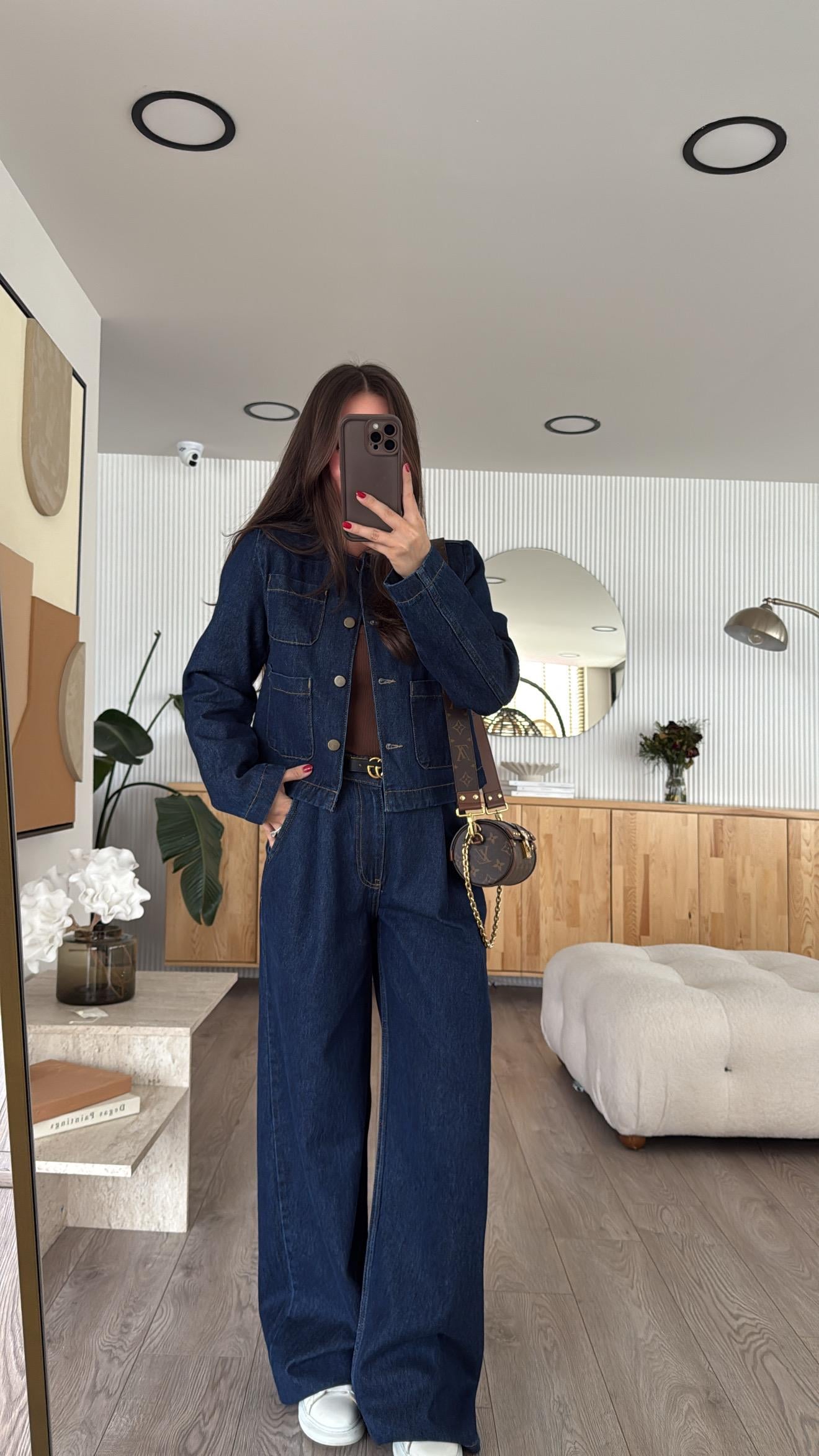 Koyu Lacivert Kısa Ceketli Denim Takım 