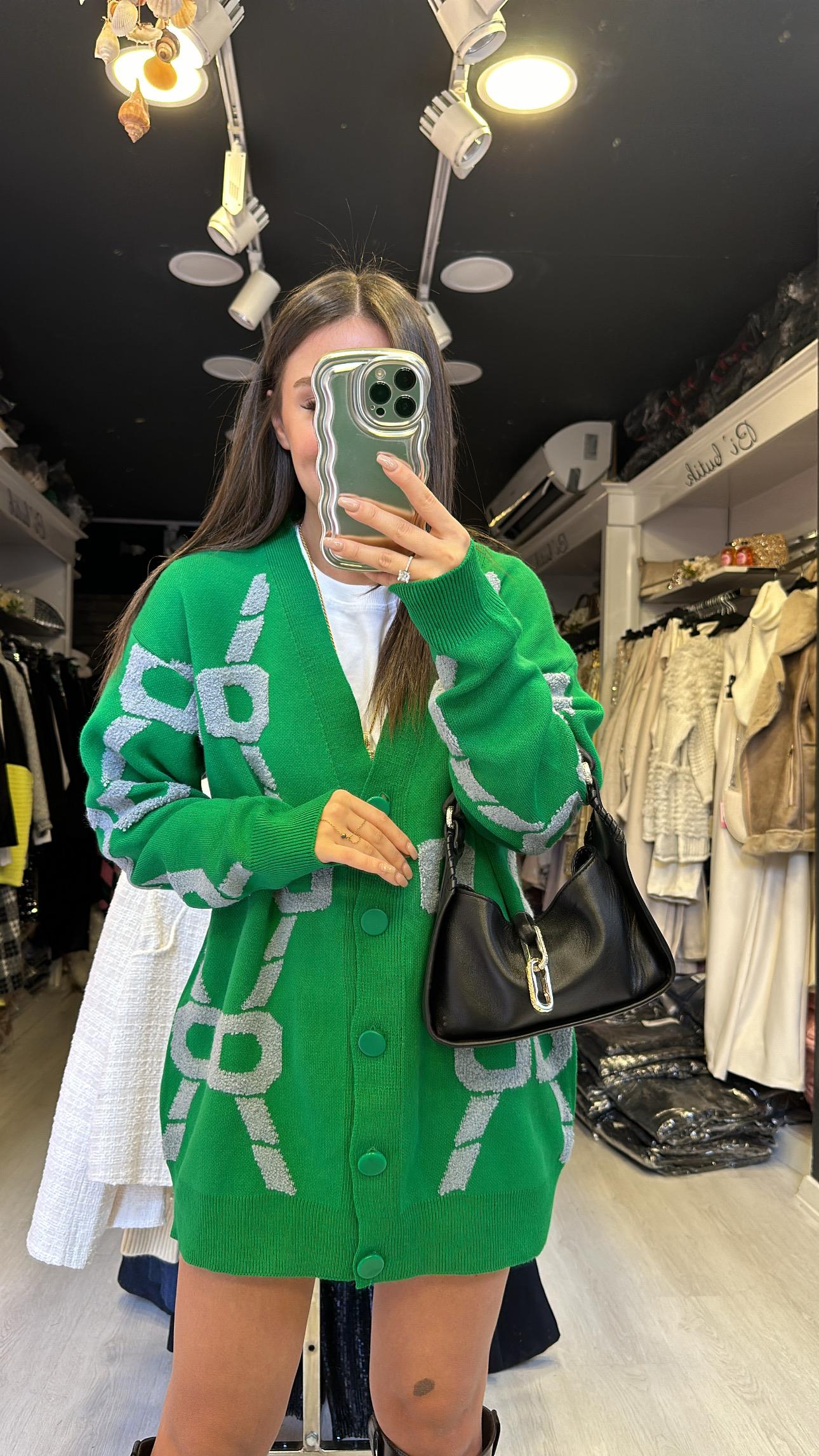 Koyu Yeşil Gri Kabartmalı Düğmeli Hırka 