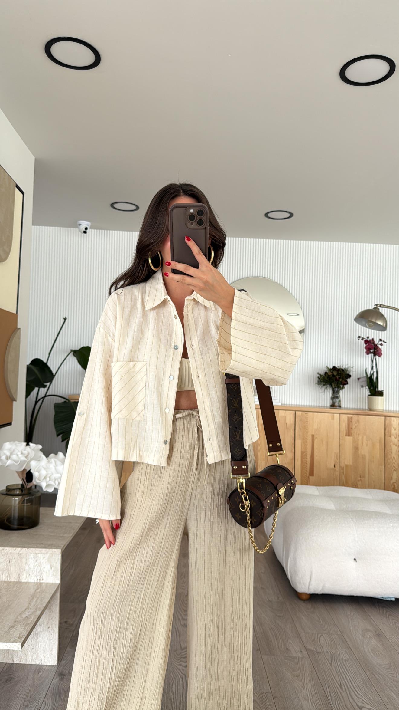 Krem Bej Çizgili Tek Cepli Crop Gömlek 