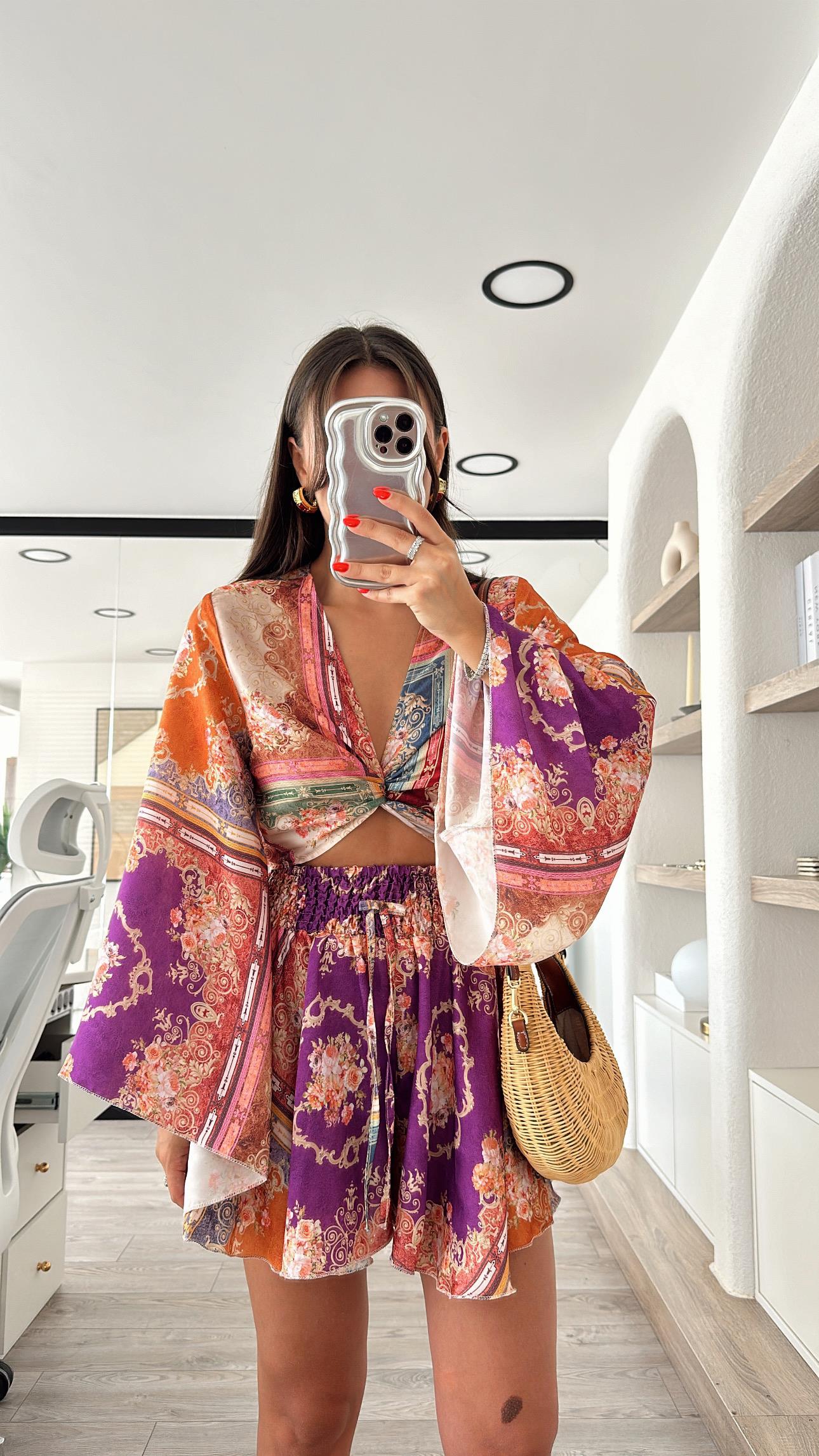 Krem Renk Desenli Önden Bağlamalı Şort Takım 