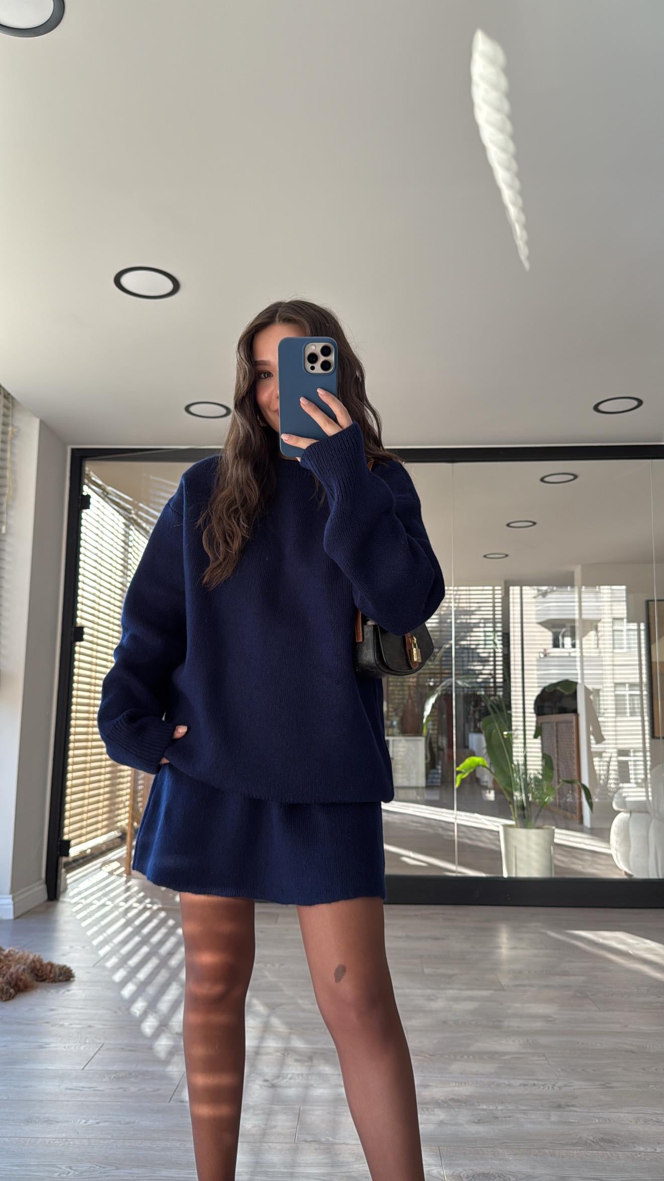 Lacivert Bisiklet Yaka Etekli Triko Takım 