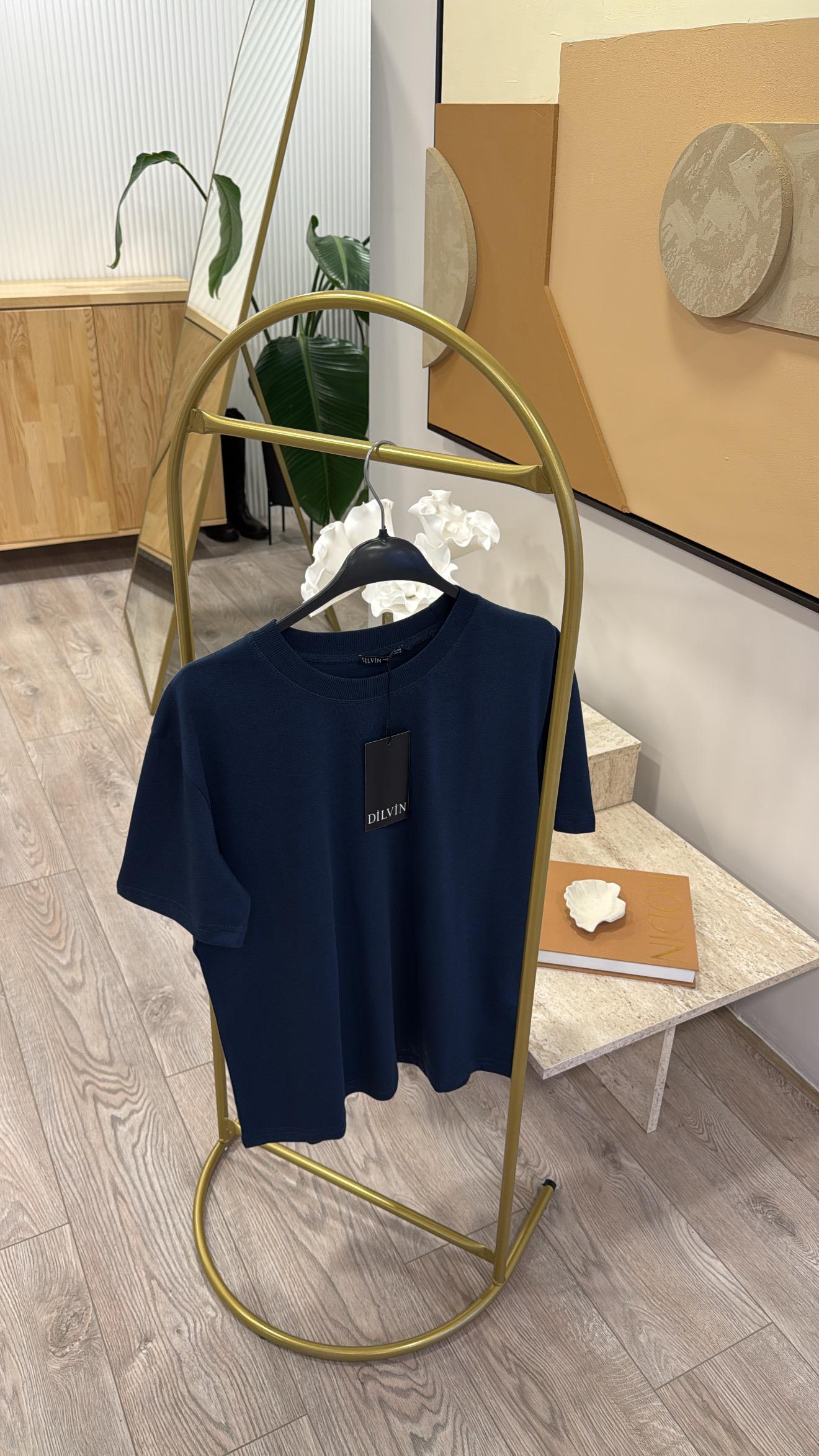 Lacivert Dekoratif Dikişli Bisiklet Yaka Dilvin Tshirt