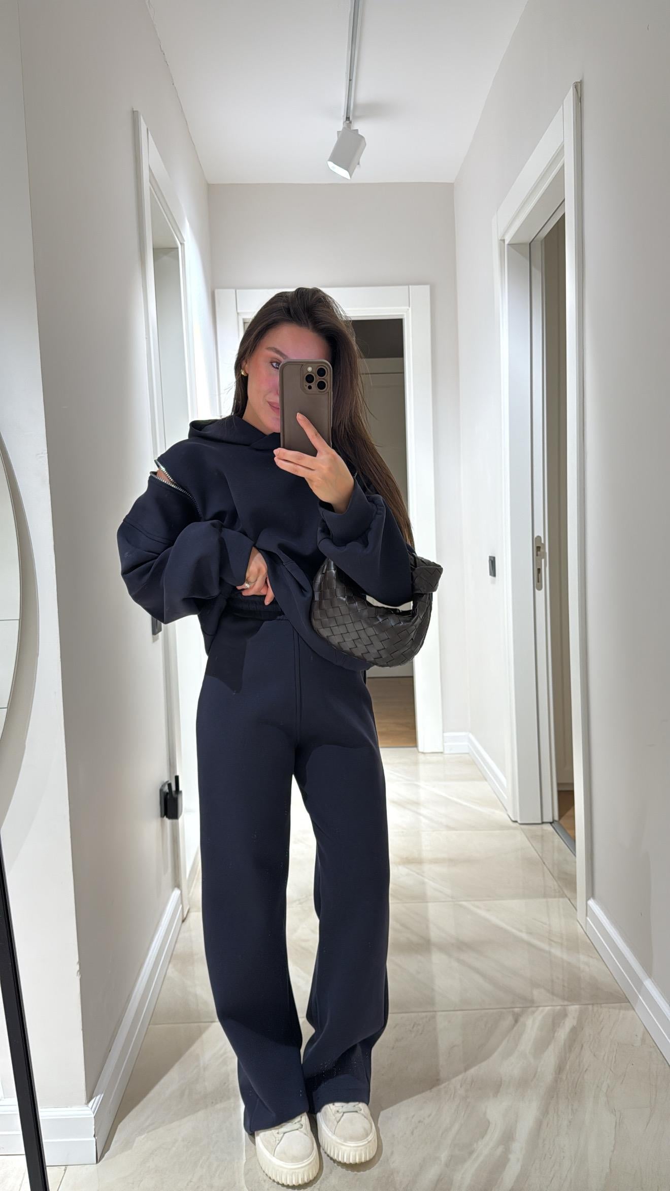 Lacivert Omuz Fermuar Detaylı Modal Takım