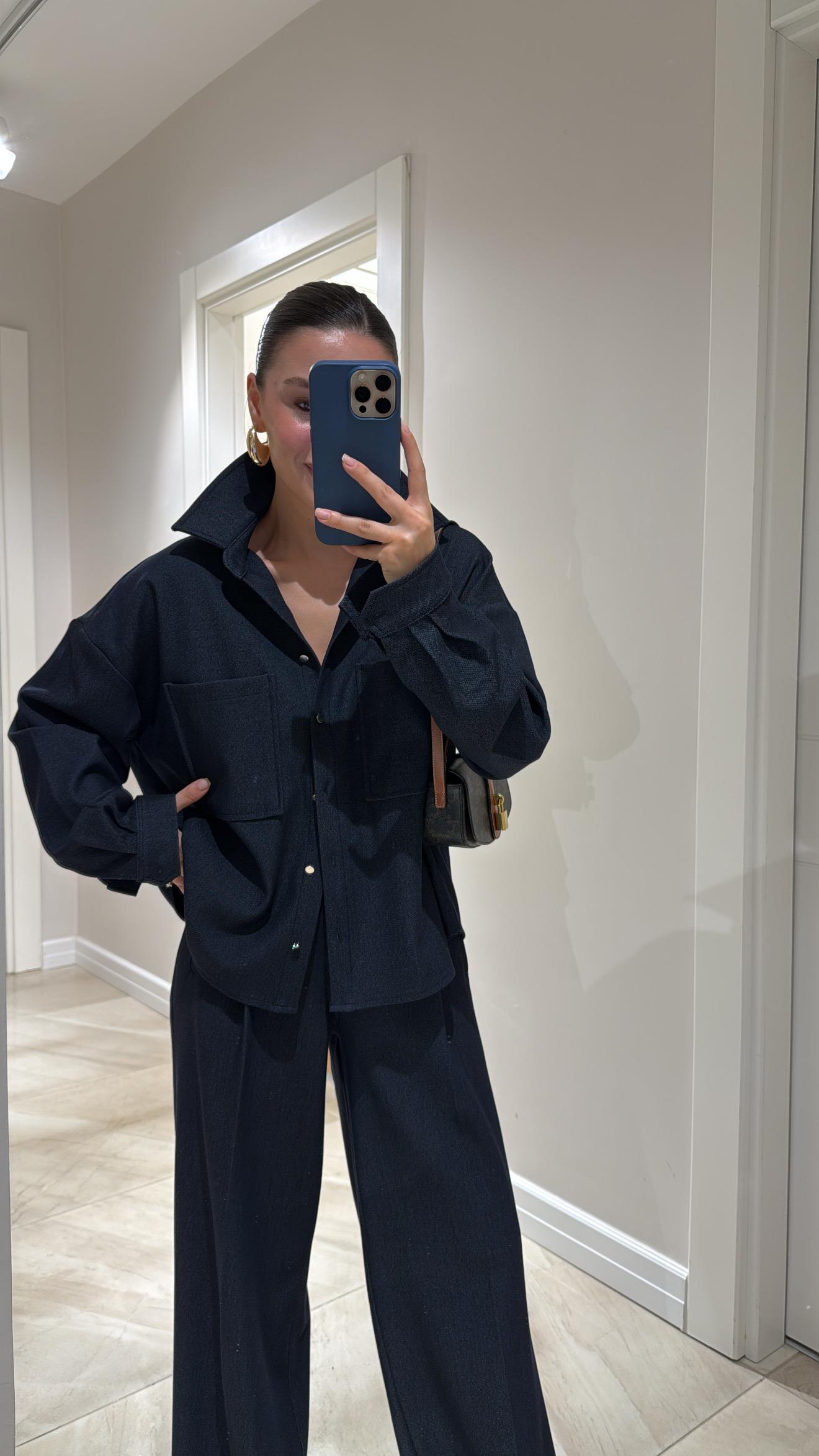 Lacivert Ön Cepli Oversize Dilvin Gömlek 