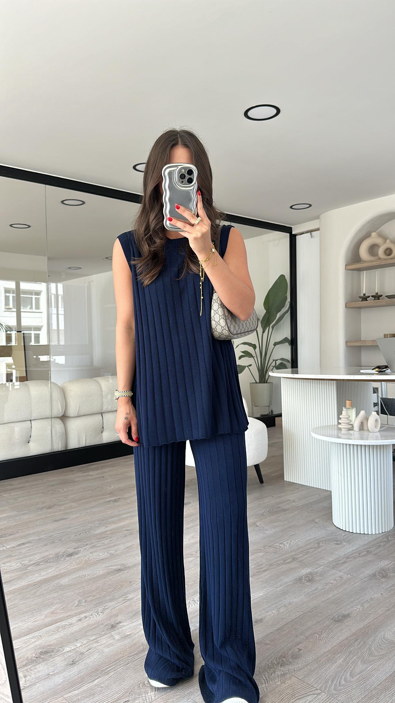 Lacivert Sıfır Kol Fitilli Pantolon Takım