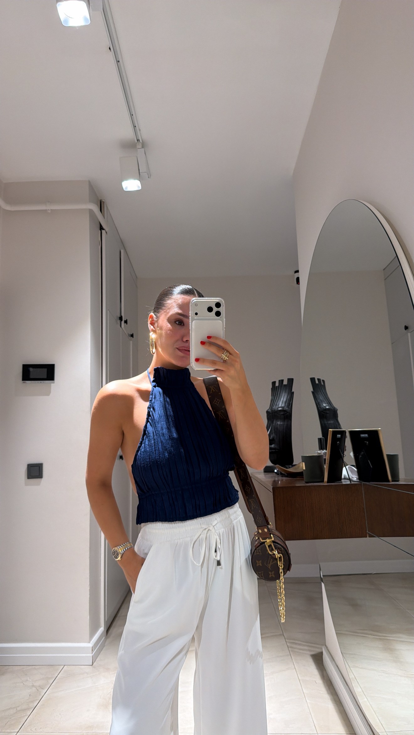 Lacivert Sırt Dekolteli Bağlamalı Bluz