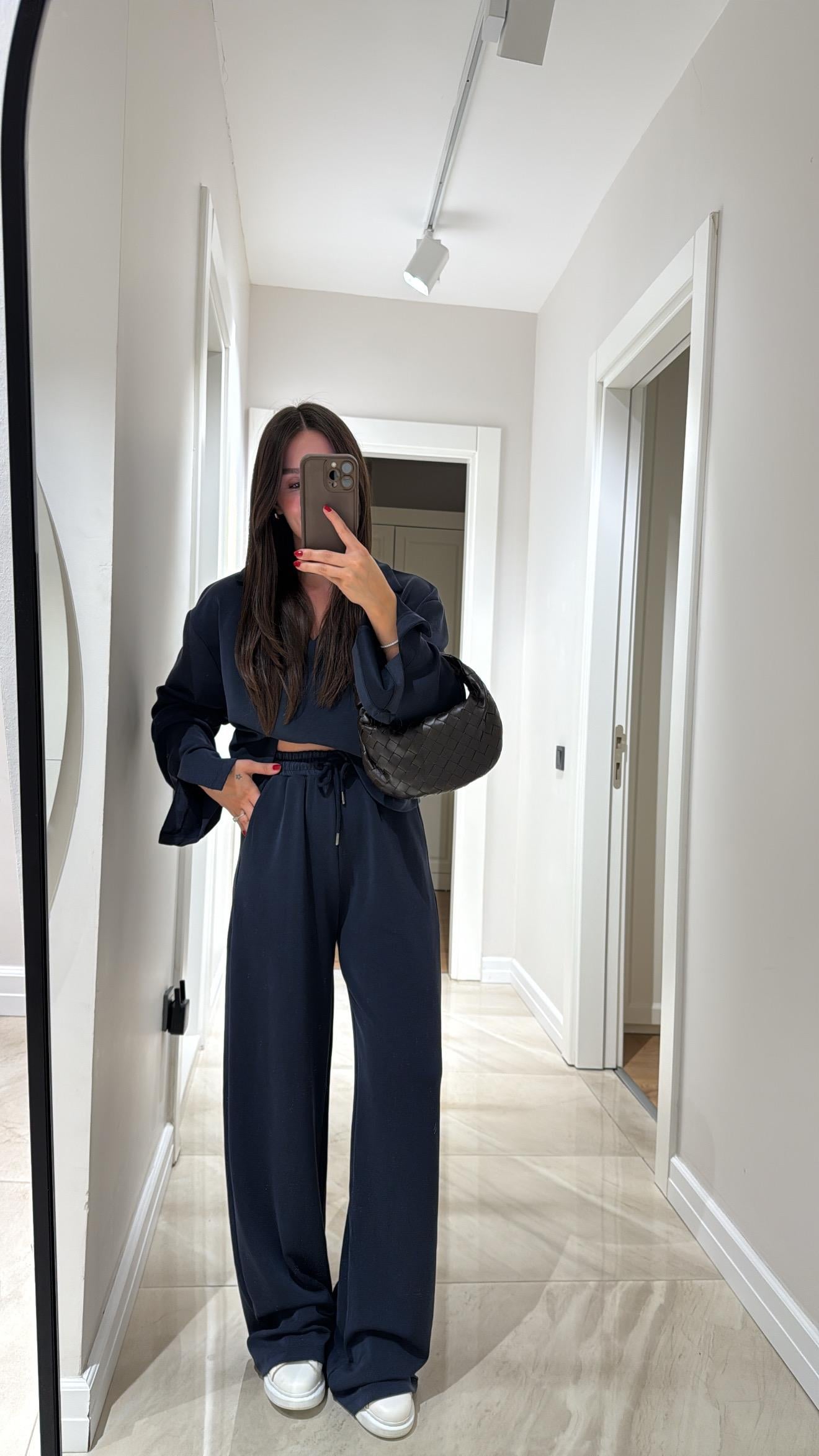 Lacivert V Yaka Modal Takım 