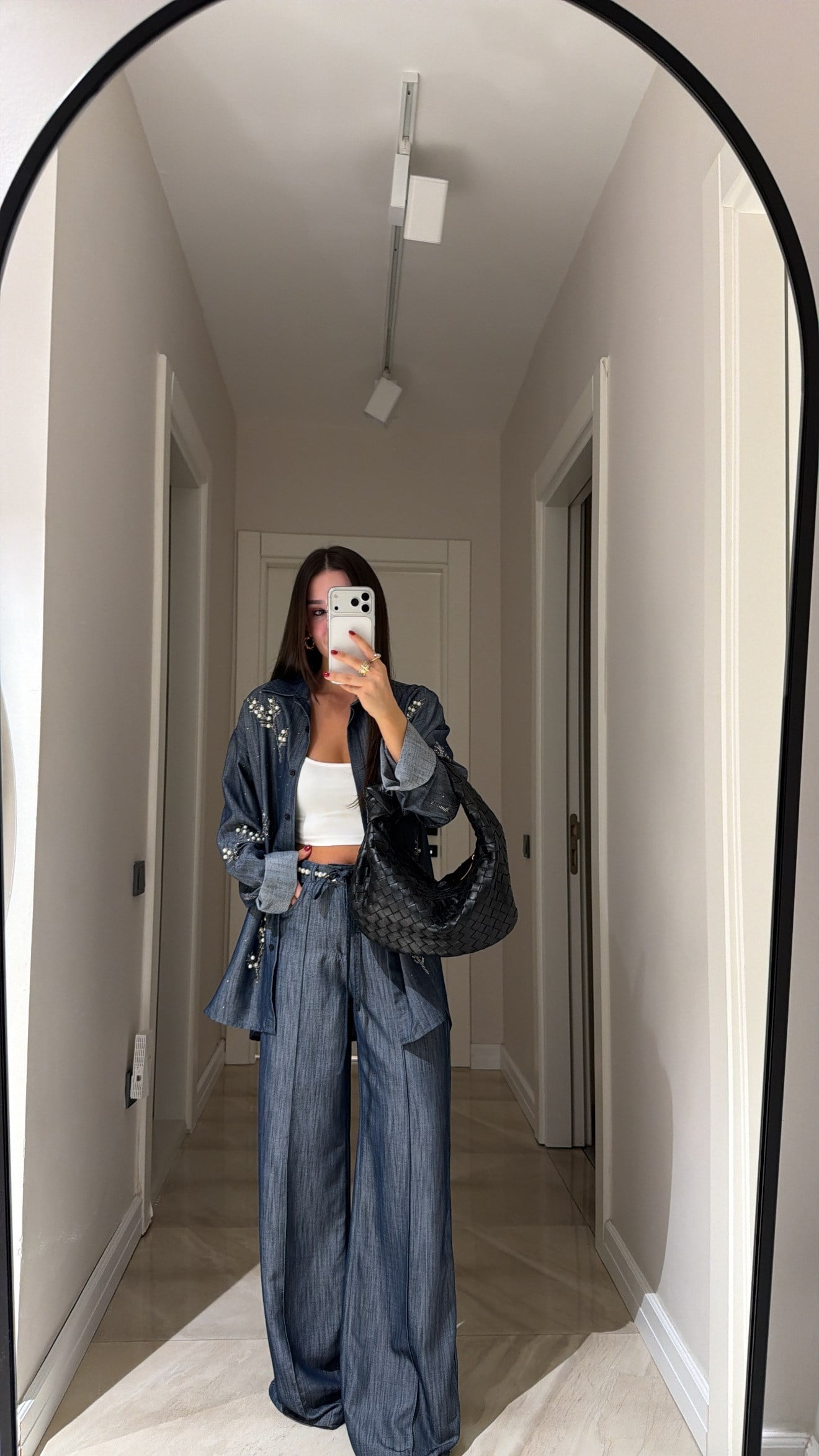 Lacivert Zincir Aksesuarlı Denim Pantolon