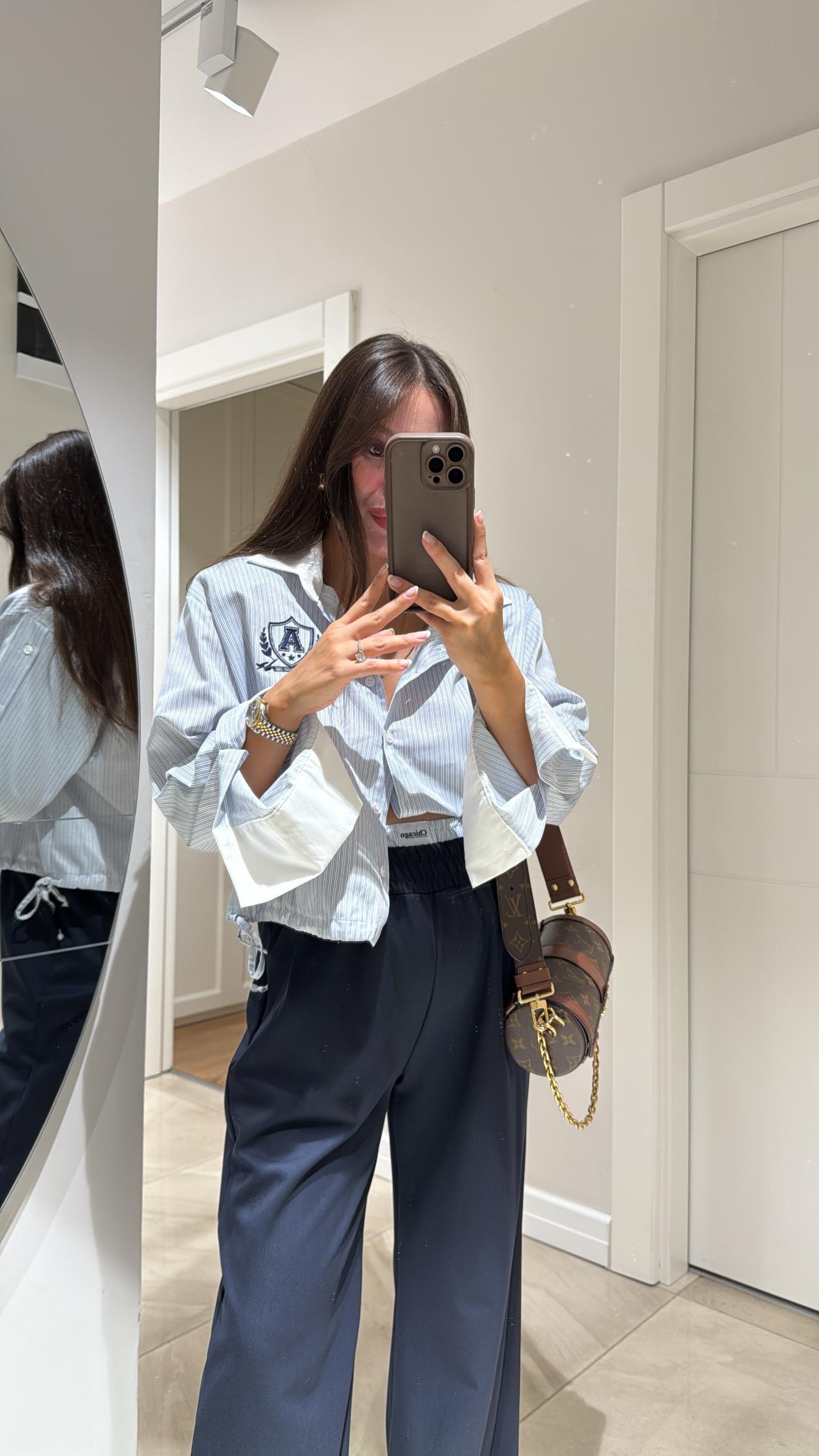 Mavi Beyaz Dik Çizgili Bel Büzgülü Gömlek