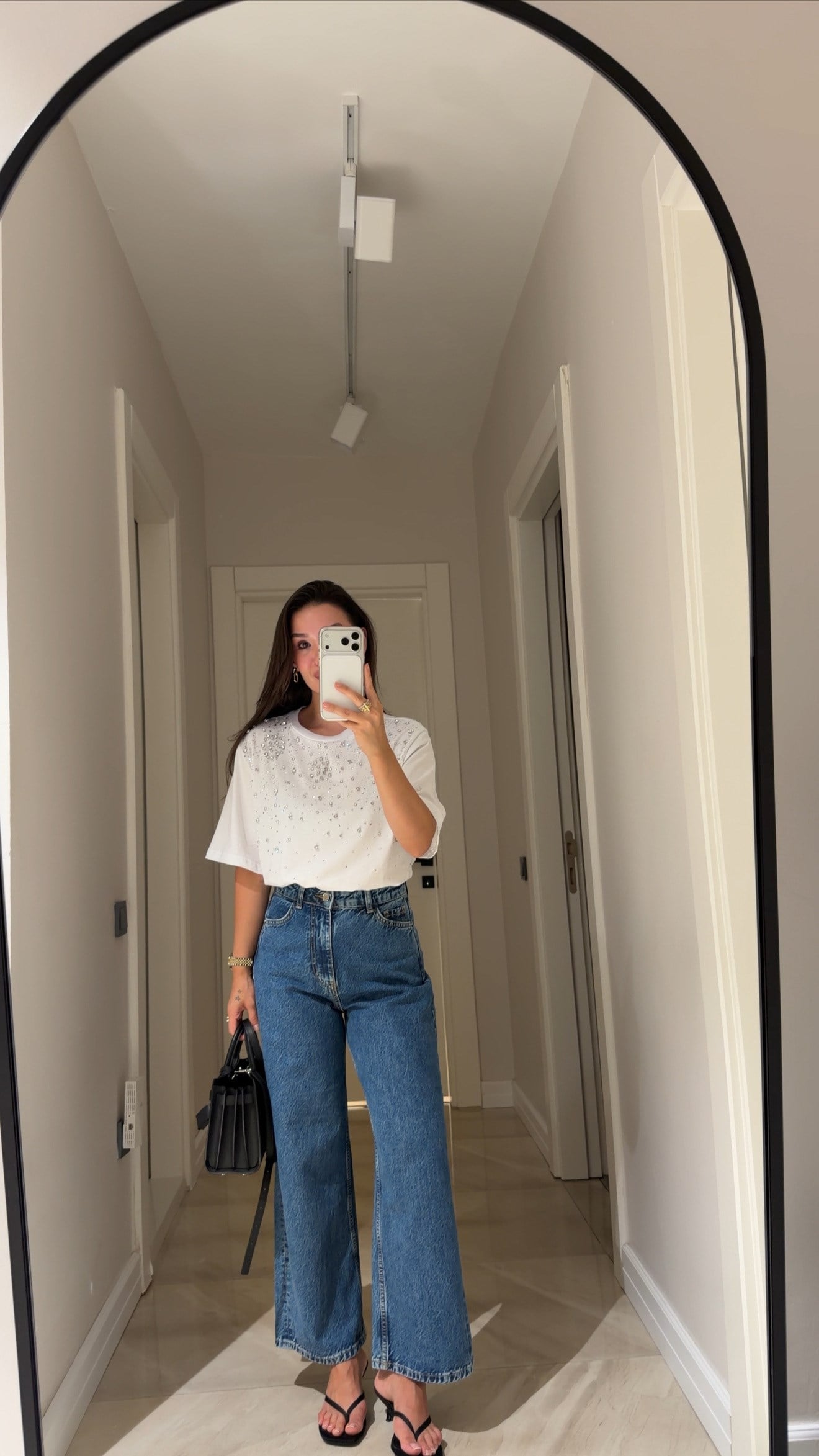 Mavi Bilek Boy Geniş Paça Marka Model Jean 