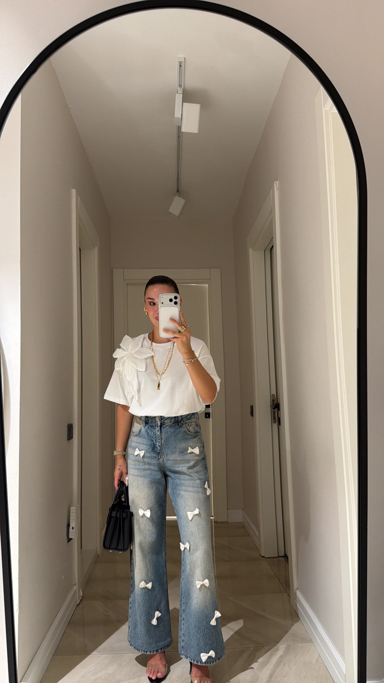 Mavi Kurdele Detaylı Marka Model Straight Fit Jean