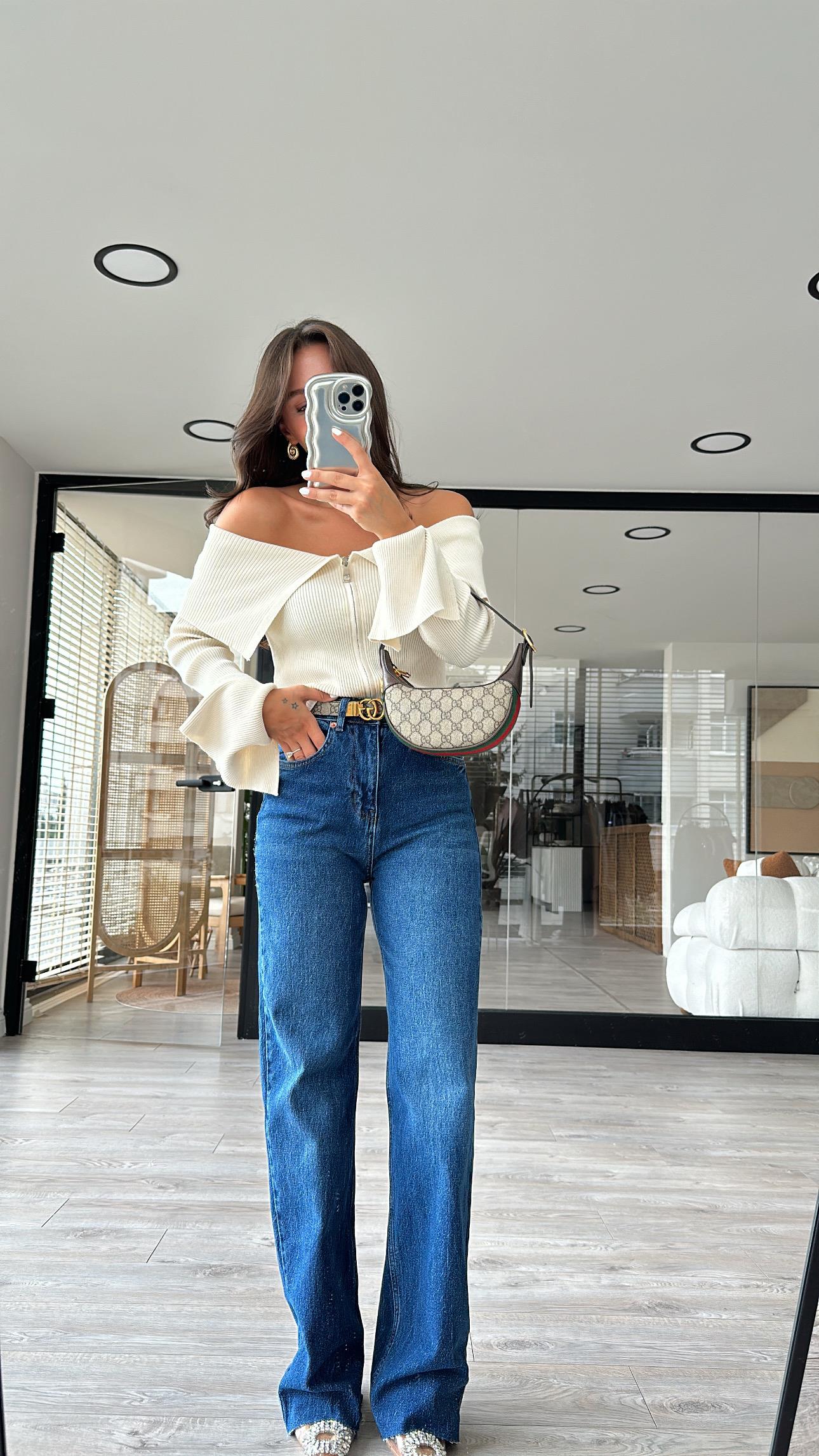 Mavi Marka Model Kesik Detaylı Bol Paça Jean 