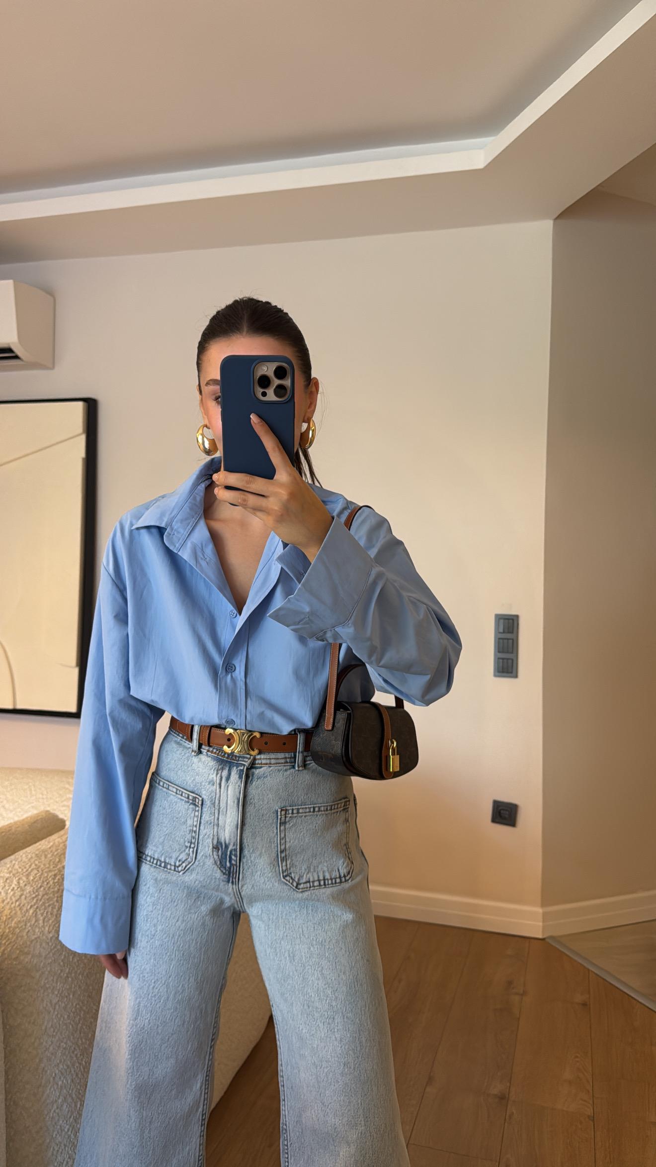 Mavi Yan Yırtmaçlı Poplin Kumaş Gömlek 