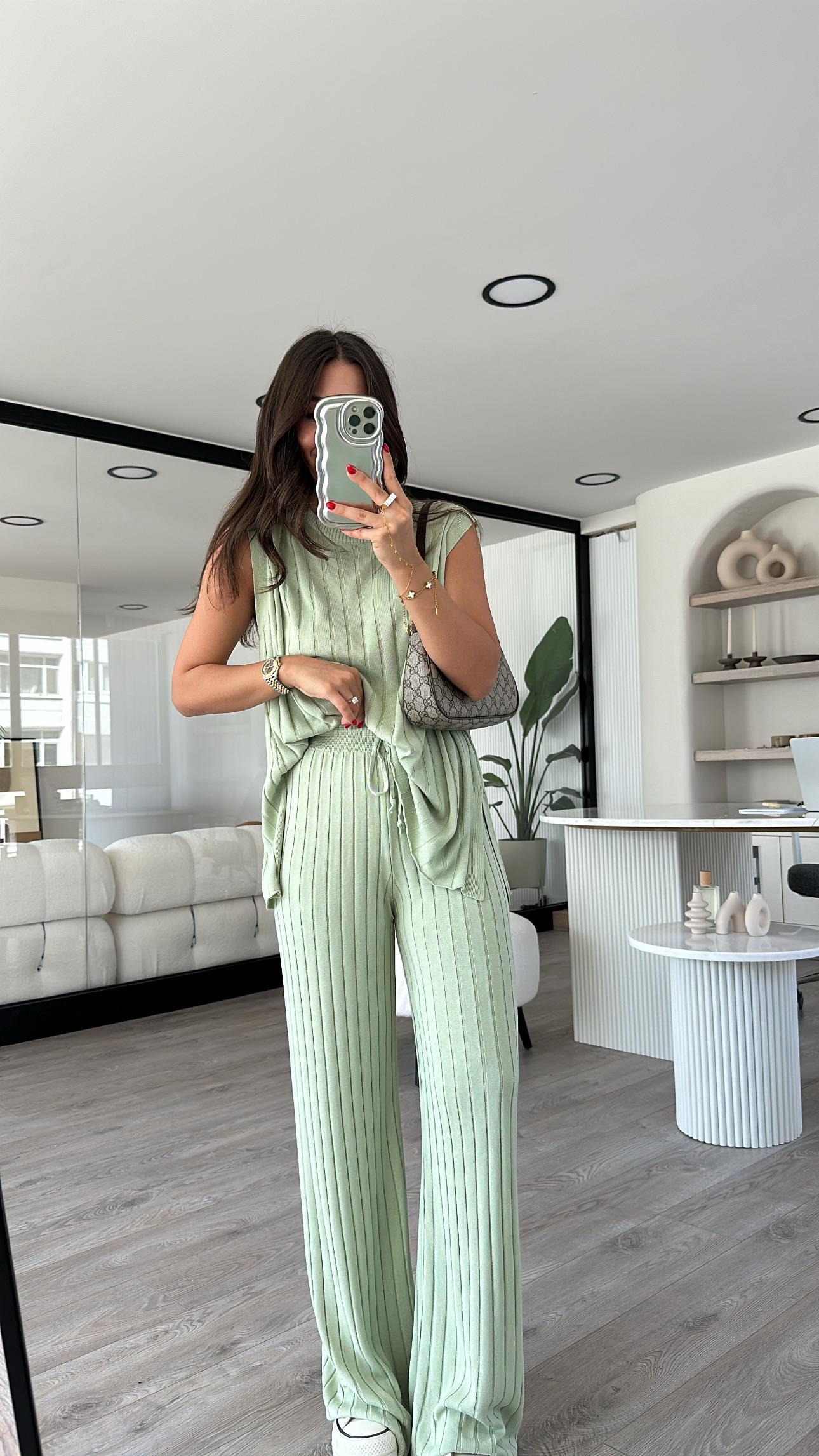 Mint Sıfır Kol Fitilli Pantolon Takım