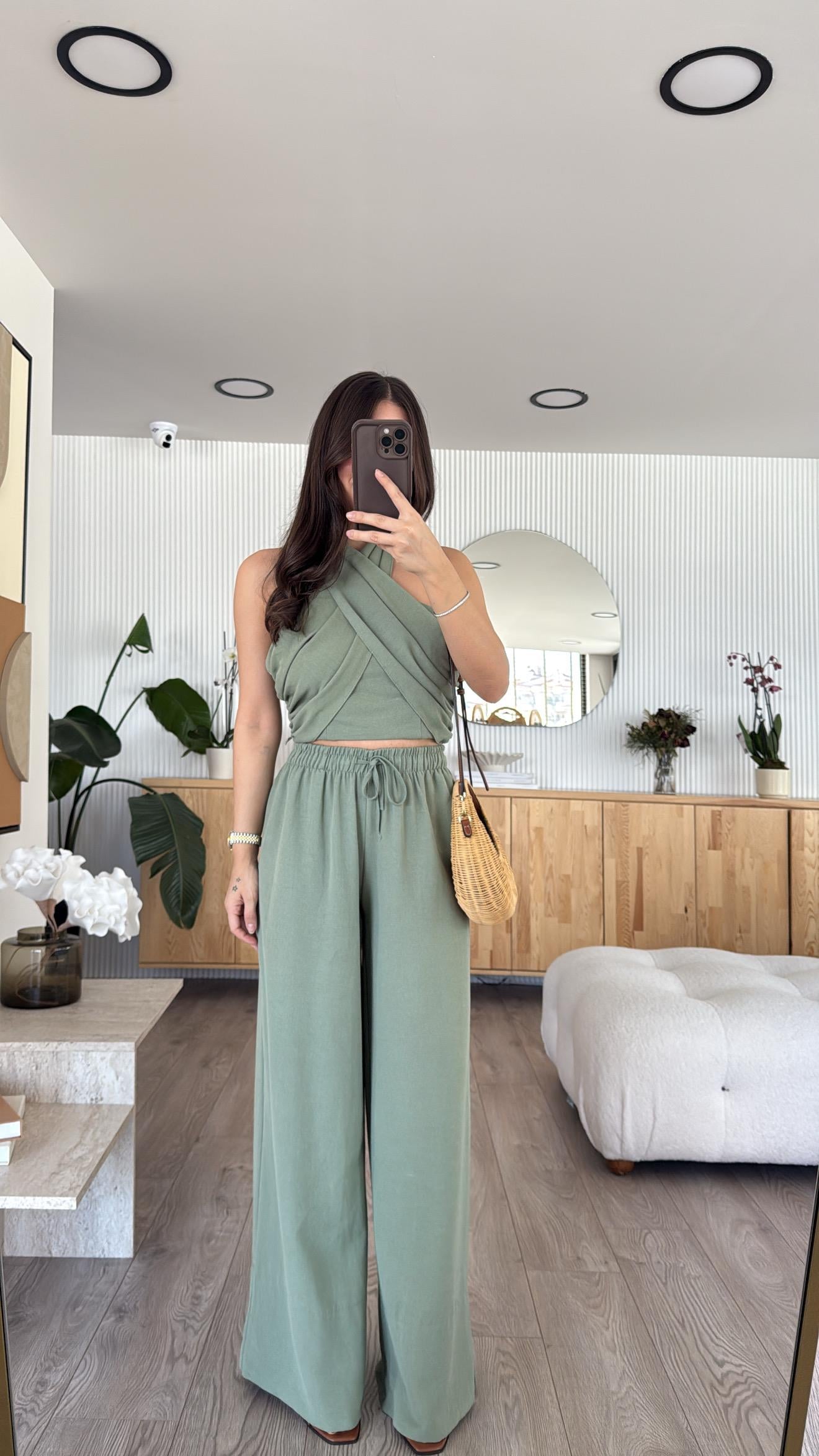 Mint Yeşili Kruvaze Boyundan Bağlamalı Bluz Takım 