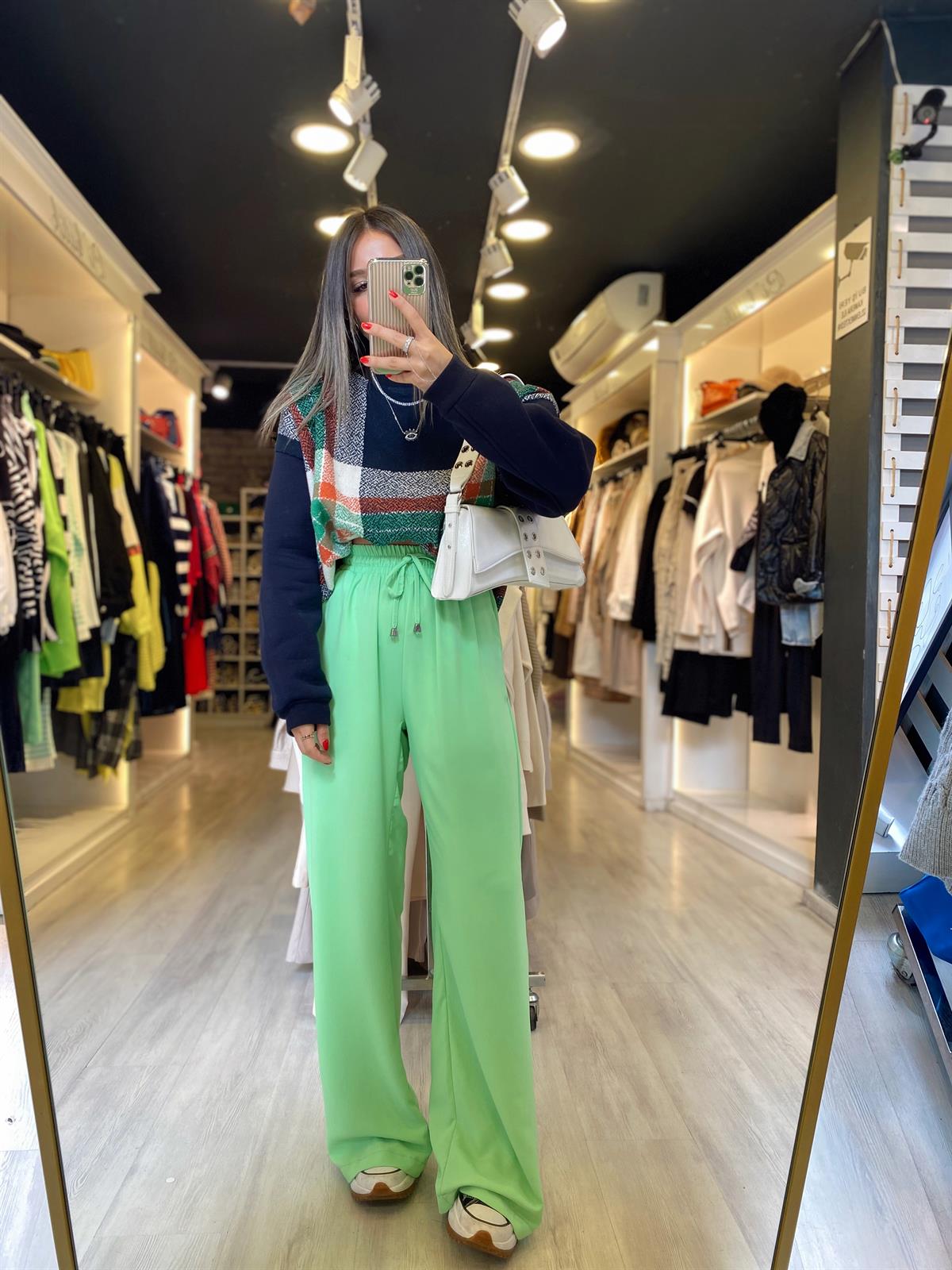 Neon Yeşil Beli Lastikli Saten Bol Pantolon