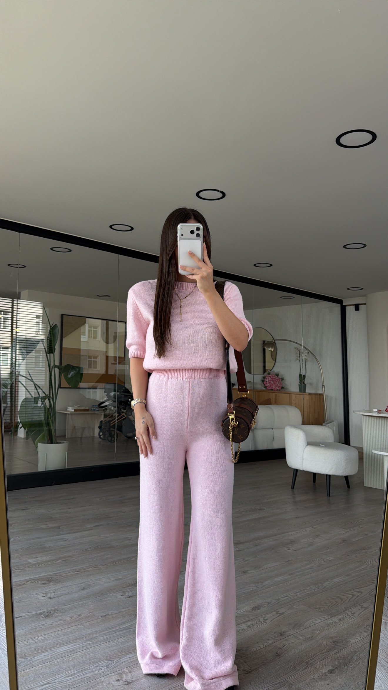 Pembe Bisiklet Yaka Kısa Kol Marka Model Triko Takım