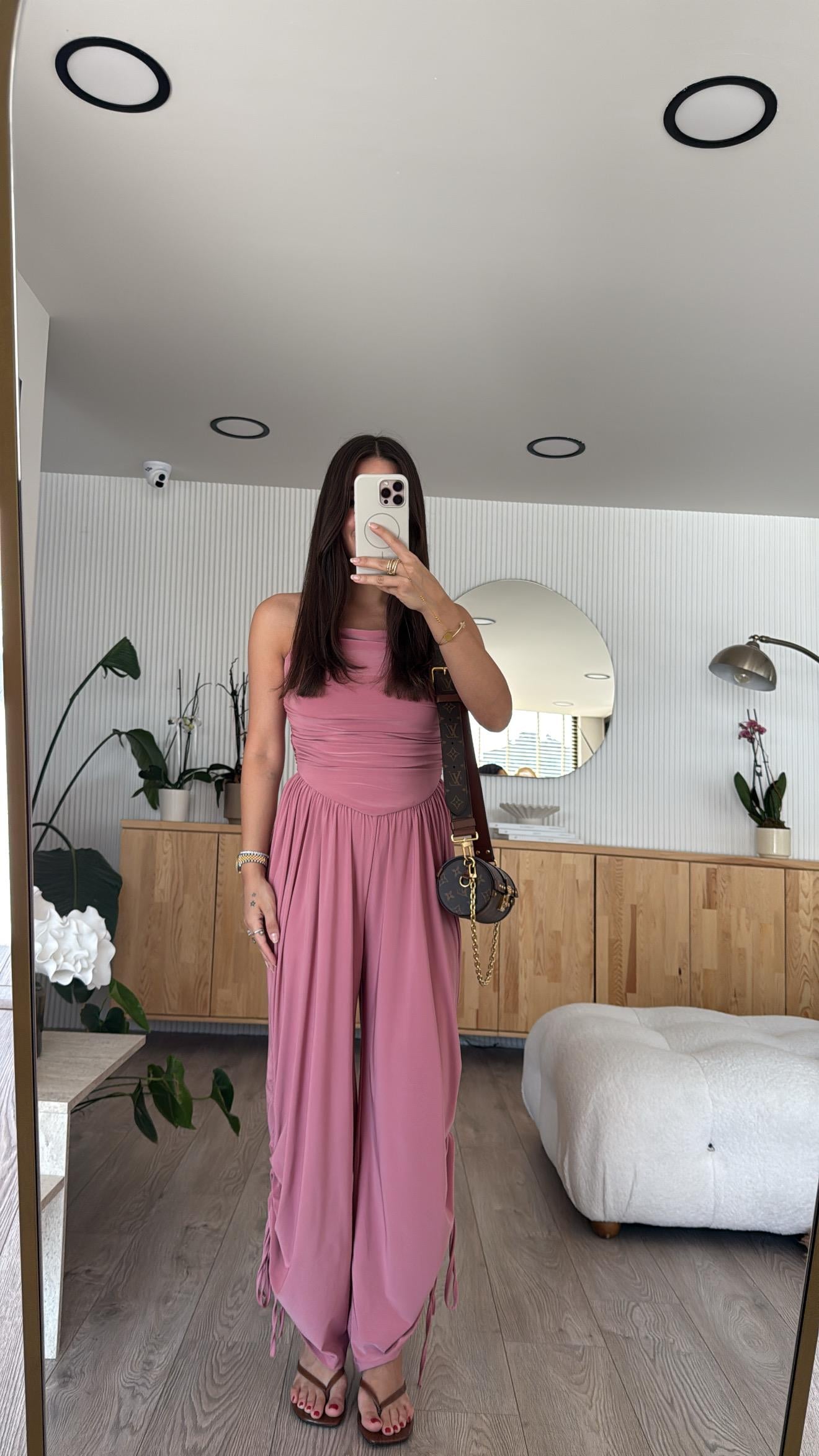 Pembe Boyundan Bağlamalı Drapeli Tulum 