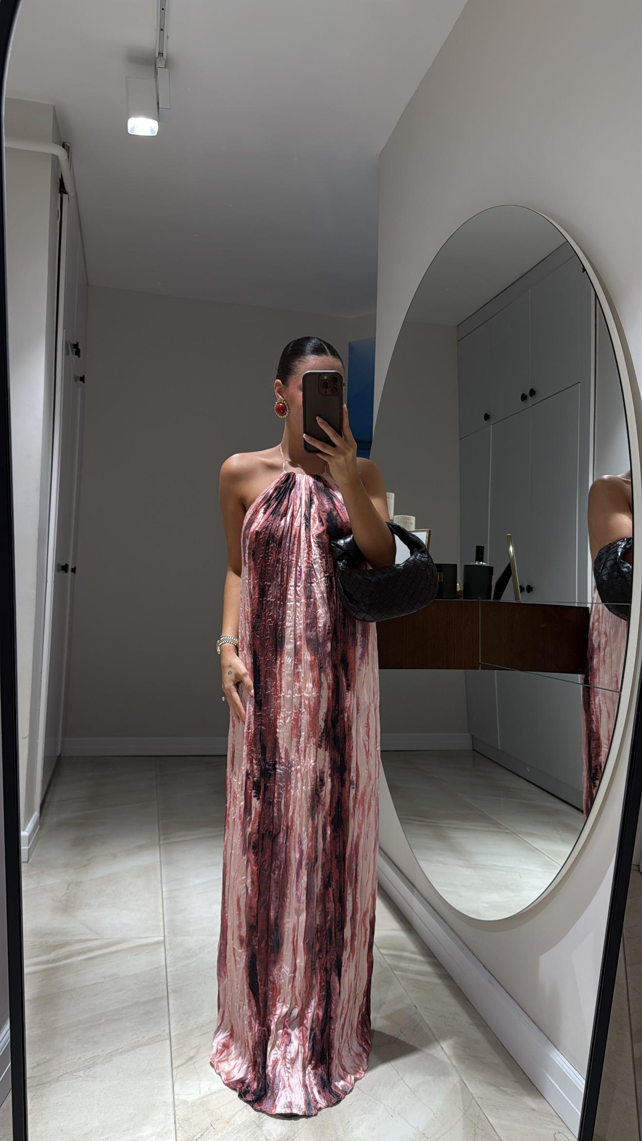 Pembe Boyundan Bağlamalı Sırt Dekolteli Kraşlı Elbise