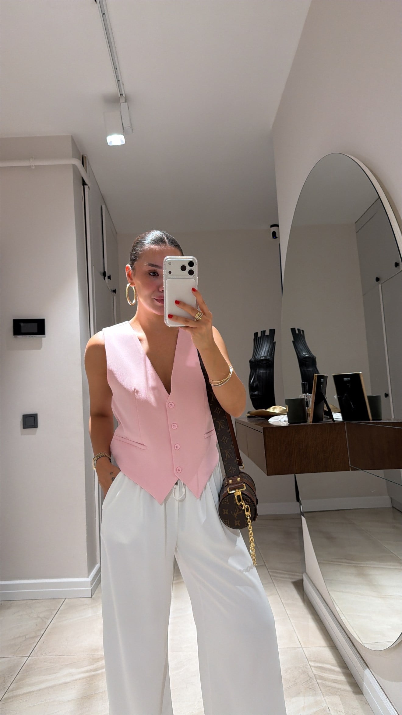 Pembe Çapraz Sırt Detaylı Yelek