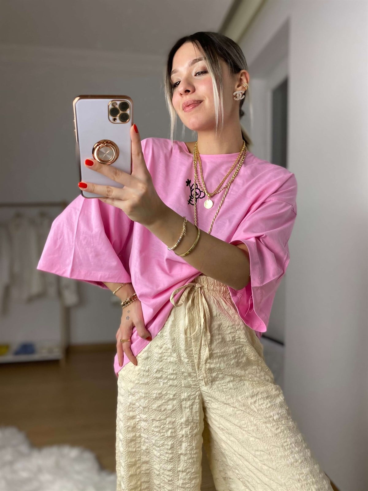 Pembe Fare Figürlü Tisort