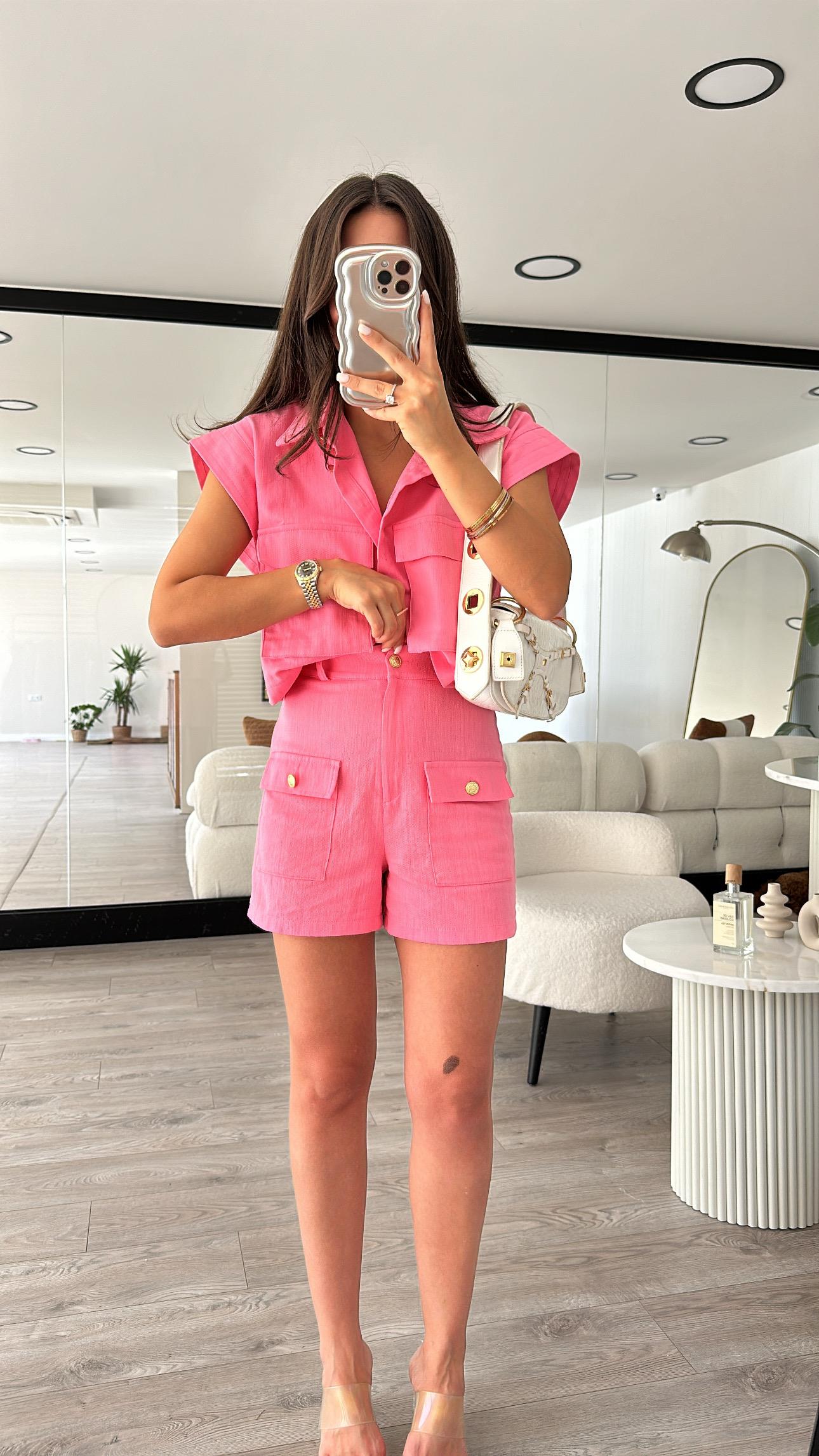 Pembe Gold Düğmeli Keten Şort 