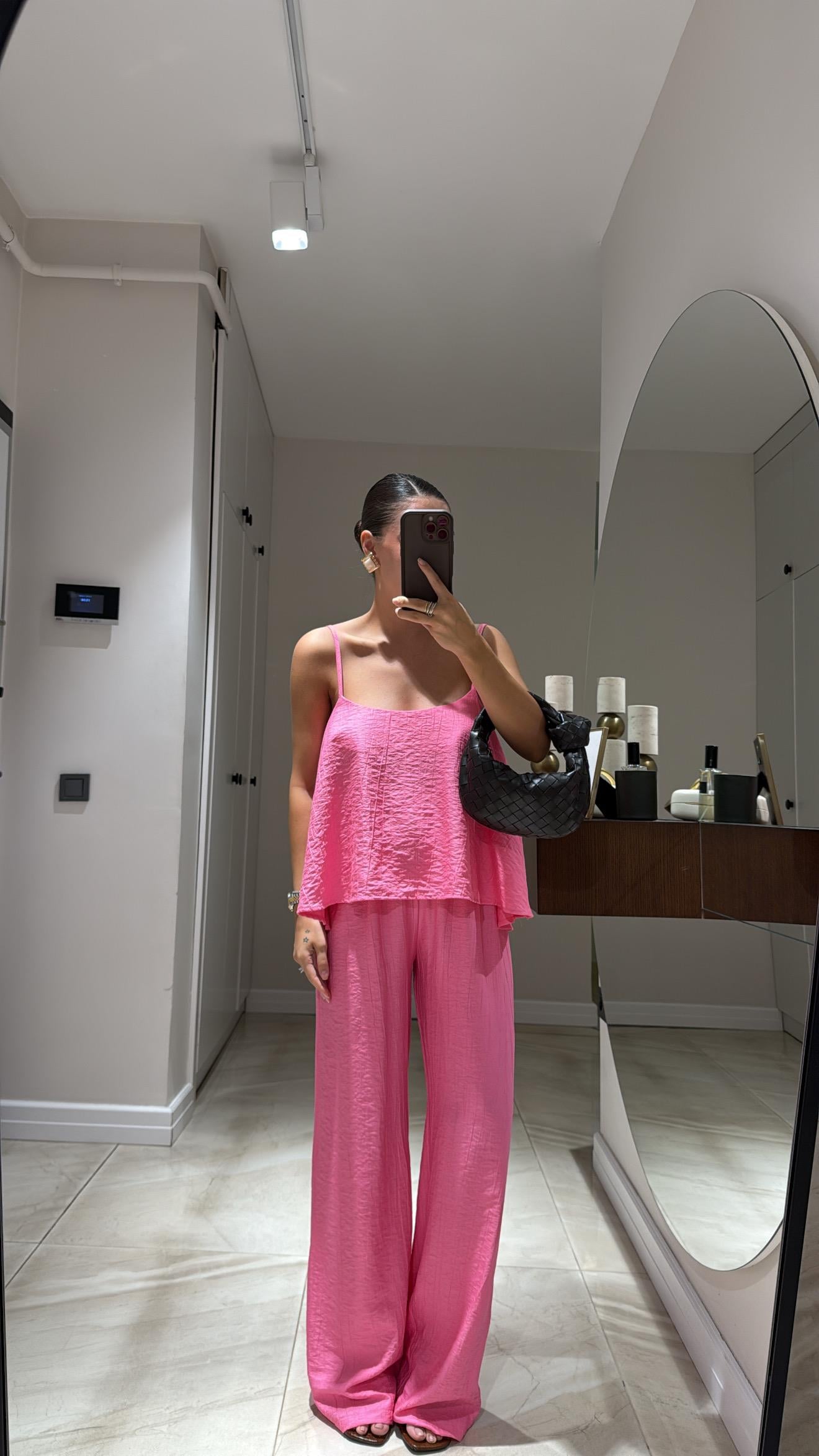 Pembe İp Askılı Bluz Pantolon Takım