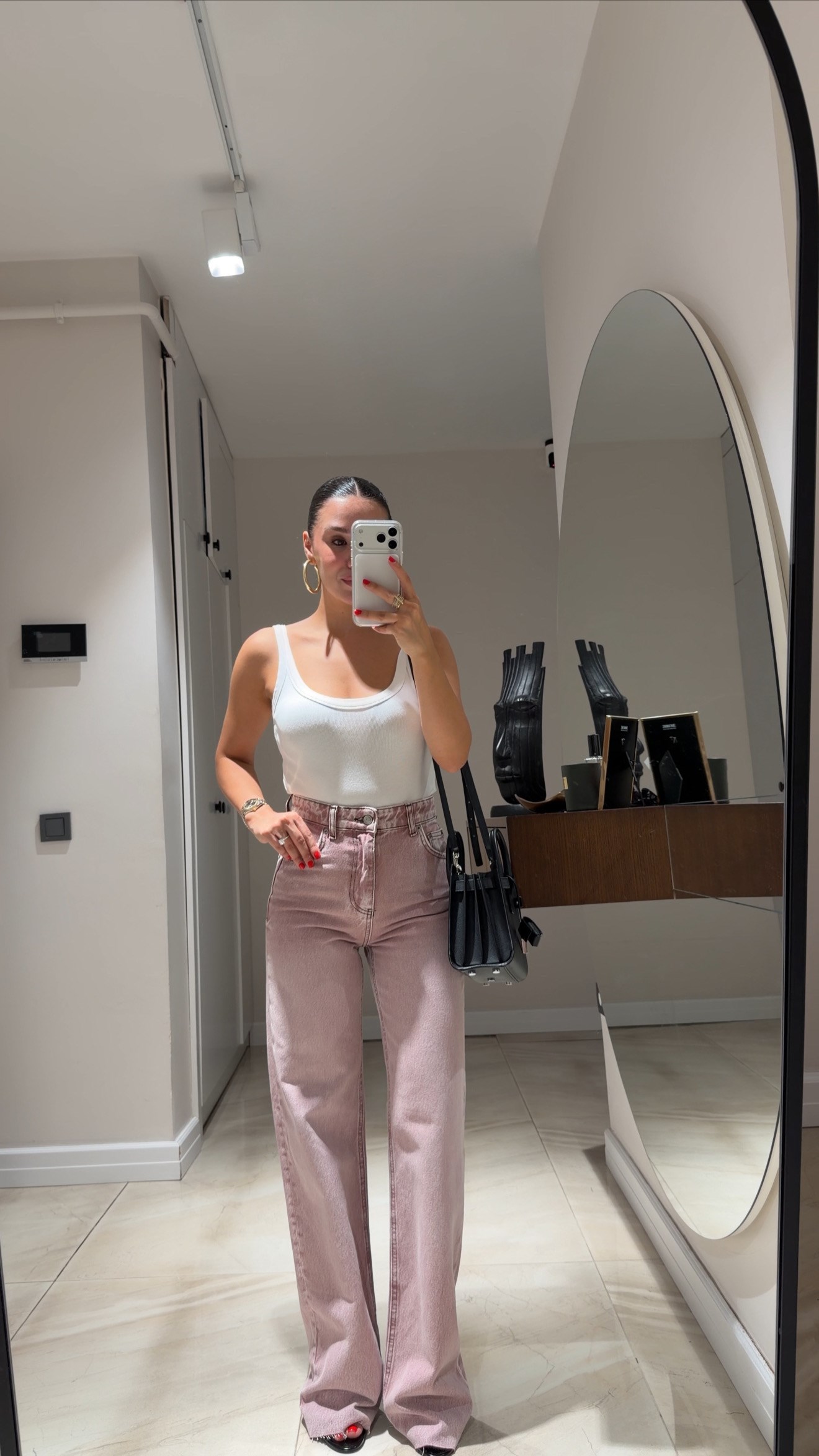 Pembe Kar Yıkamalı Kesik Paça Jean