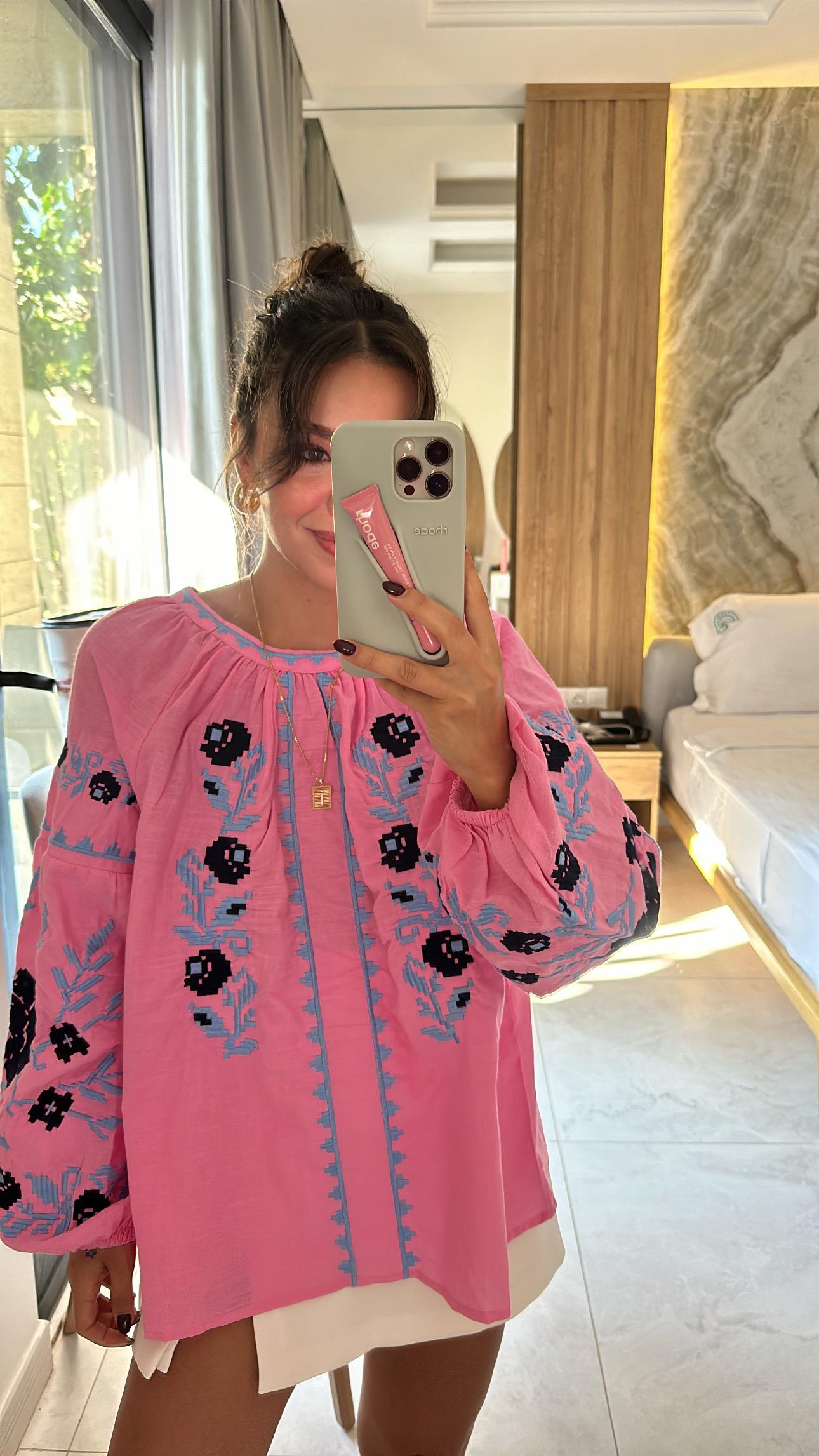 Pembe Mavi İşlemeli Balon Kol Bluz