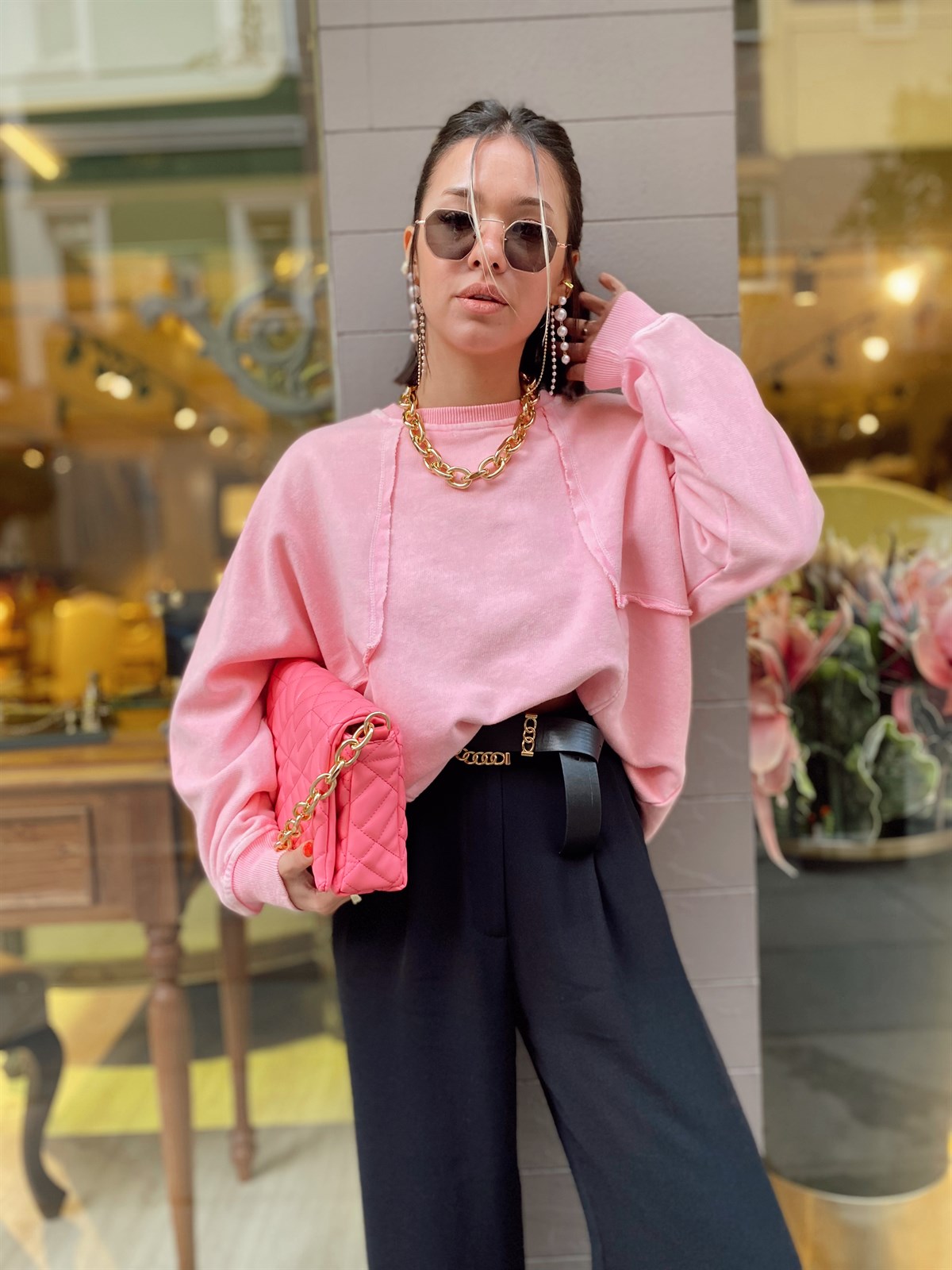 Pembe Yarasa Kol Tasarım Sweat
