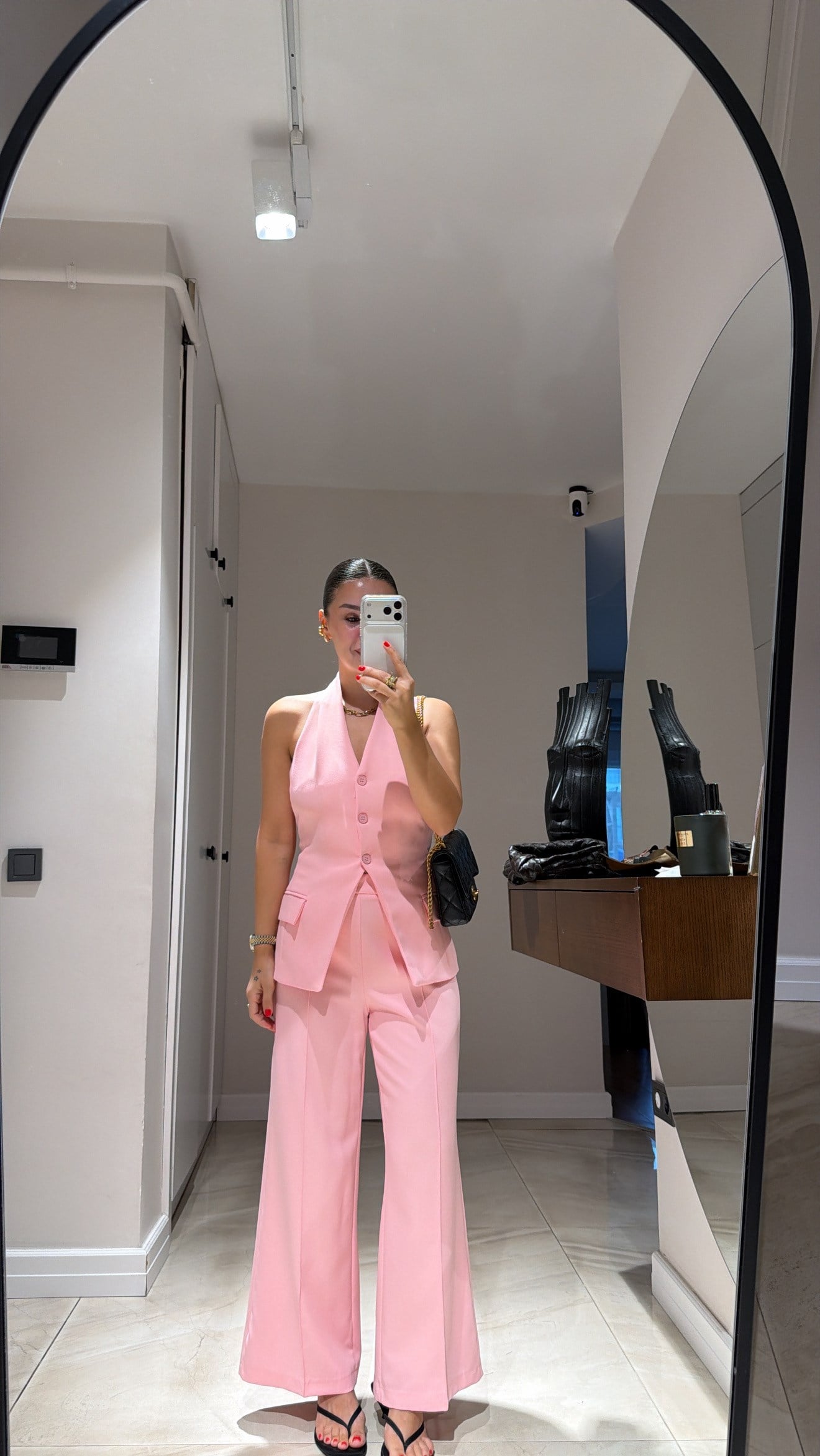 Pembe Yelekli Pantolon Takım