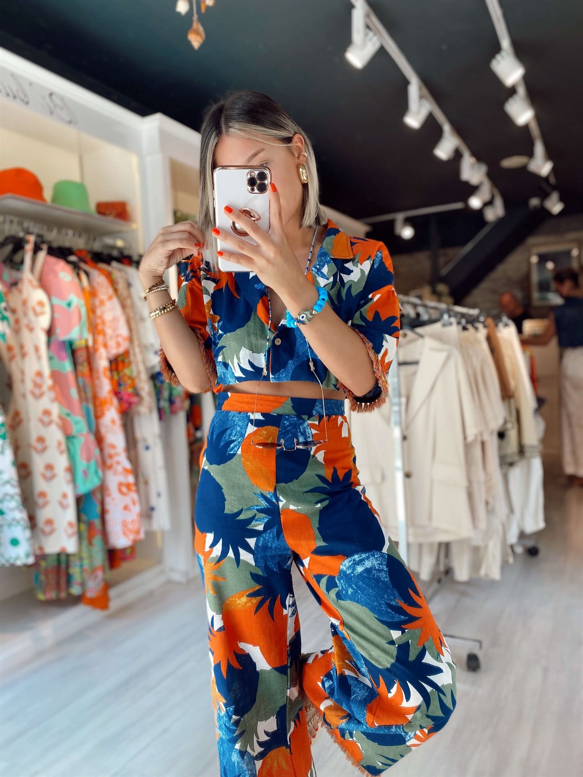 Renkli Çiçekli Keten Takım