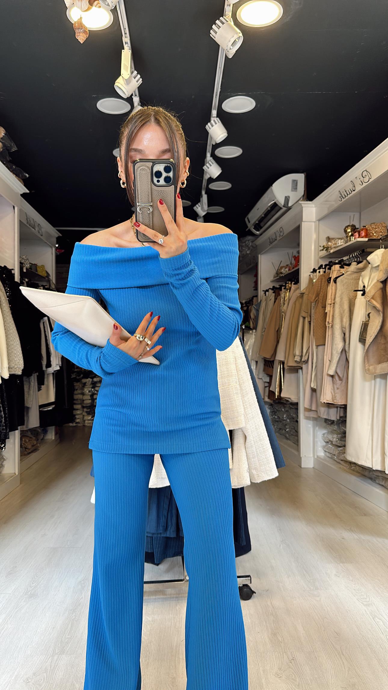 Saks Mavi Madonna Yaka İspanyol Paça Fitilli Takım 