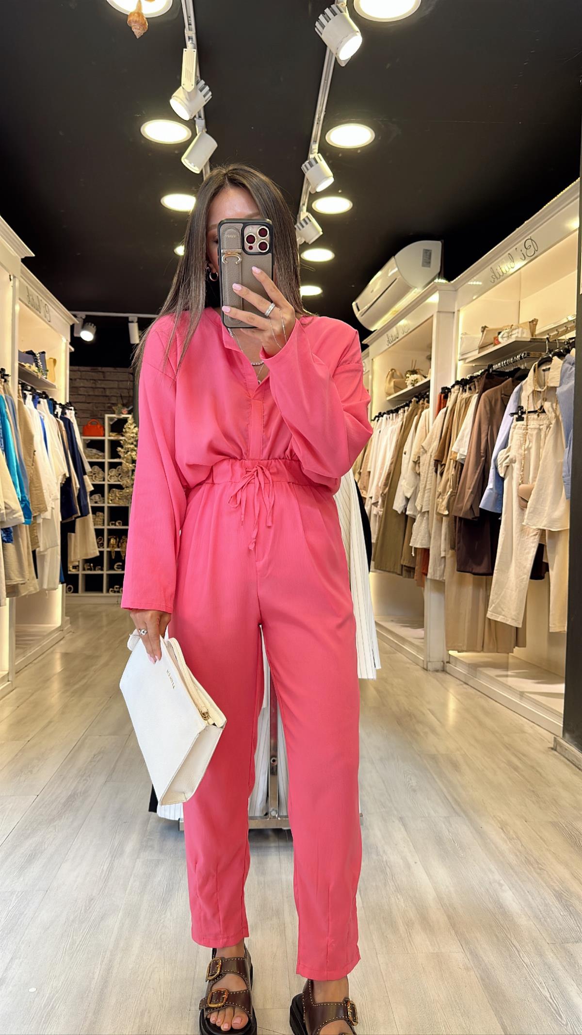 Şeker Pembe Hakim Yaka Paça Pileli Takım 