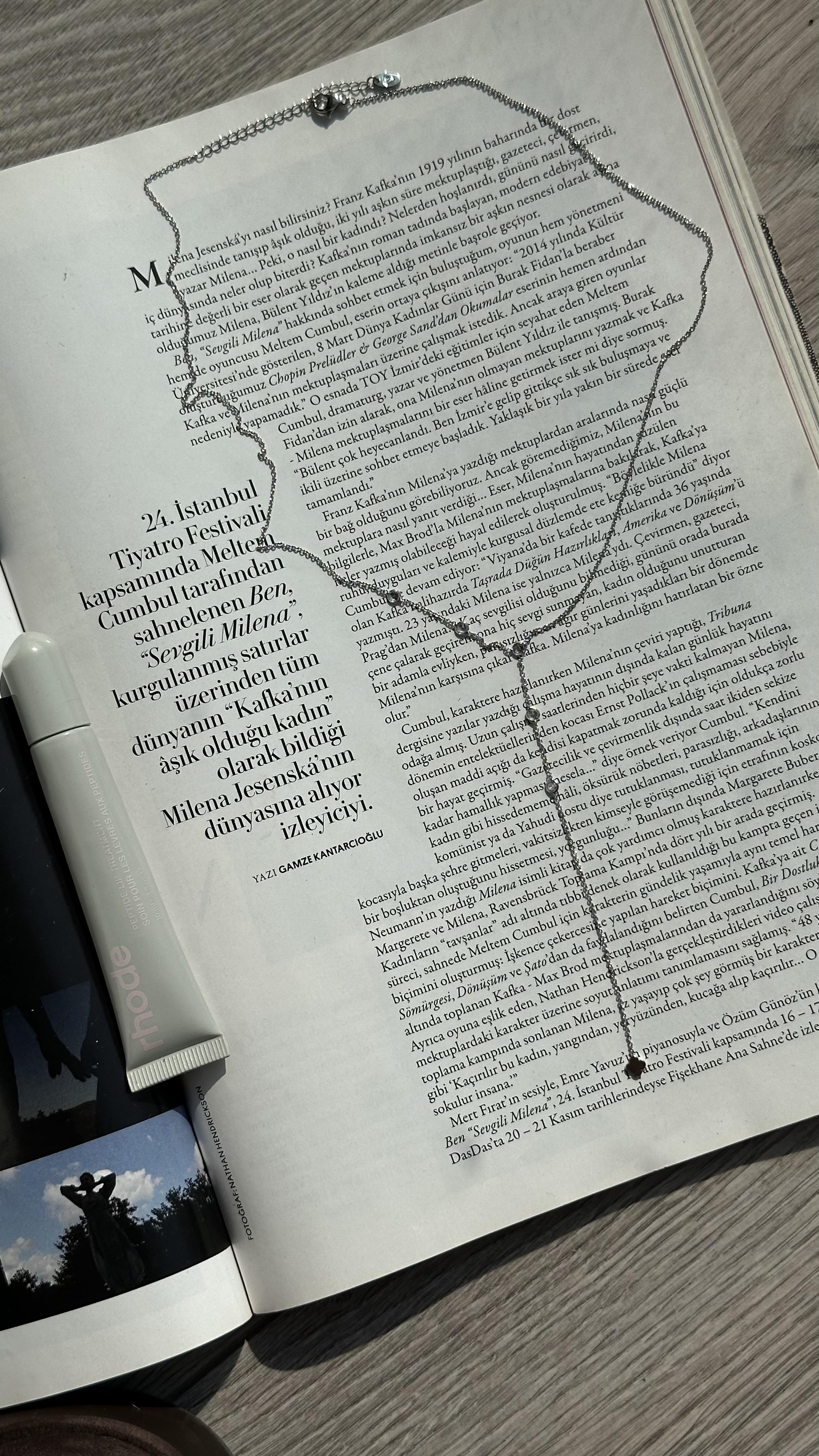 Silver Beyaz Taş Detaylı Y kolye