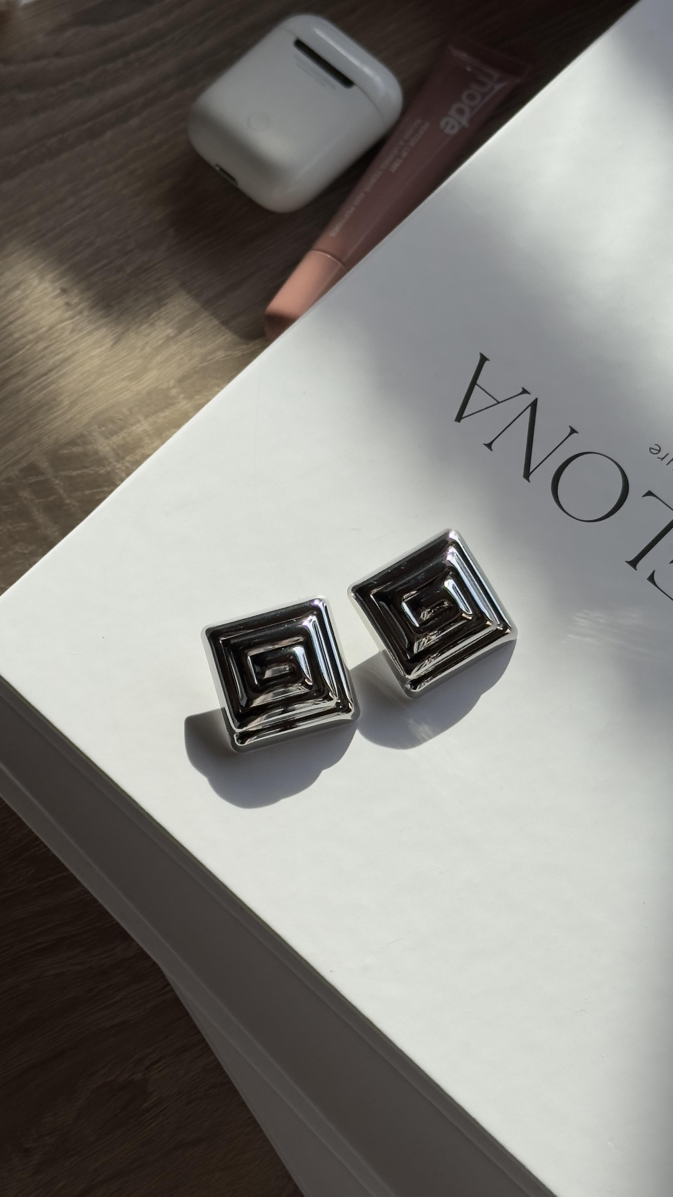 Silver Büyük Kare Küpe Gold Büyük Kare Küpe