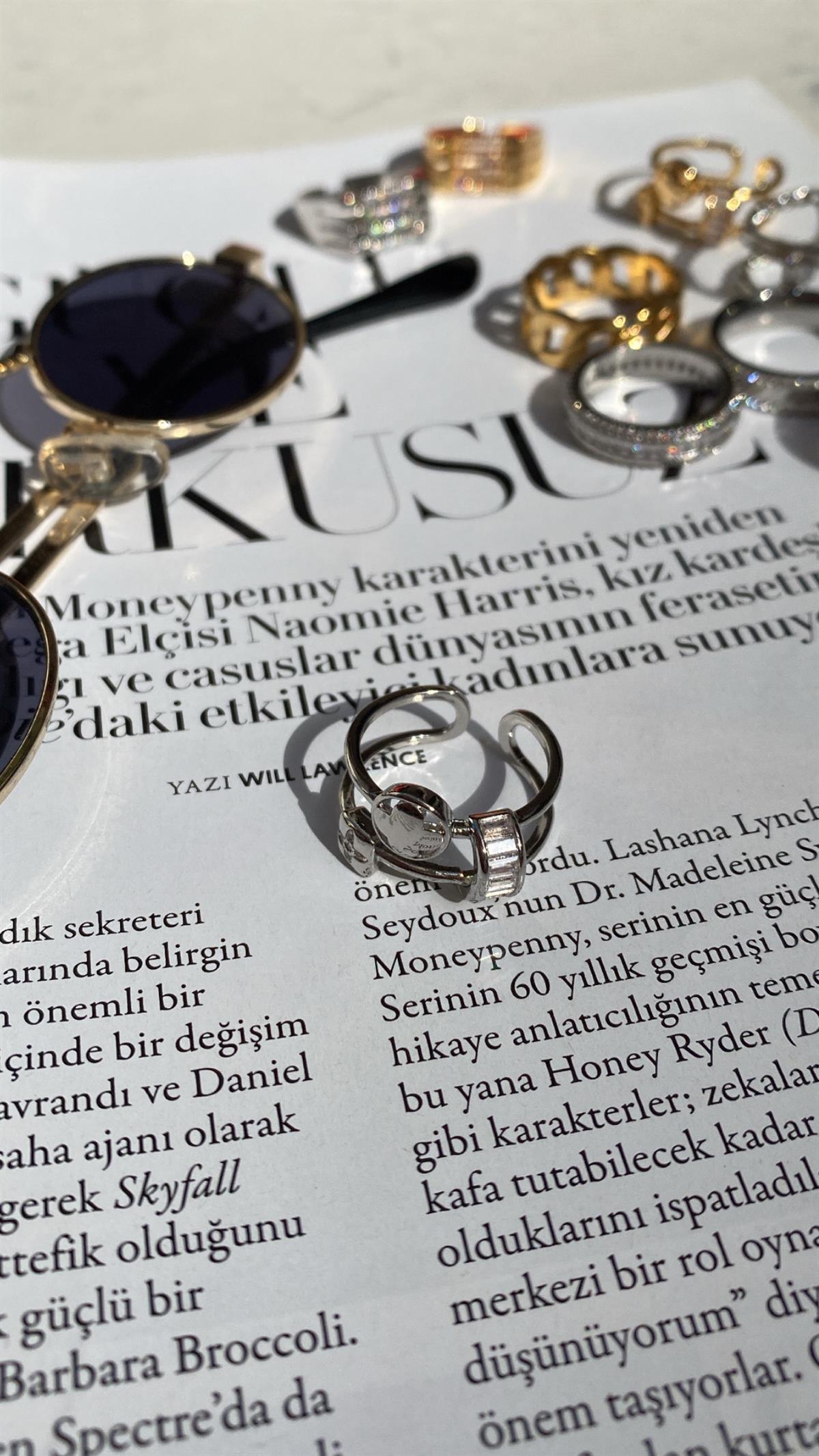 Silver Çelik Taşlı Yonca Yüzük