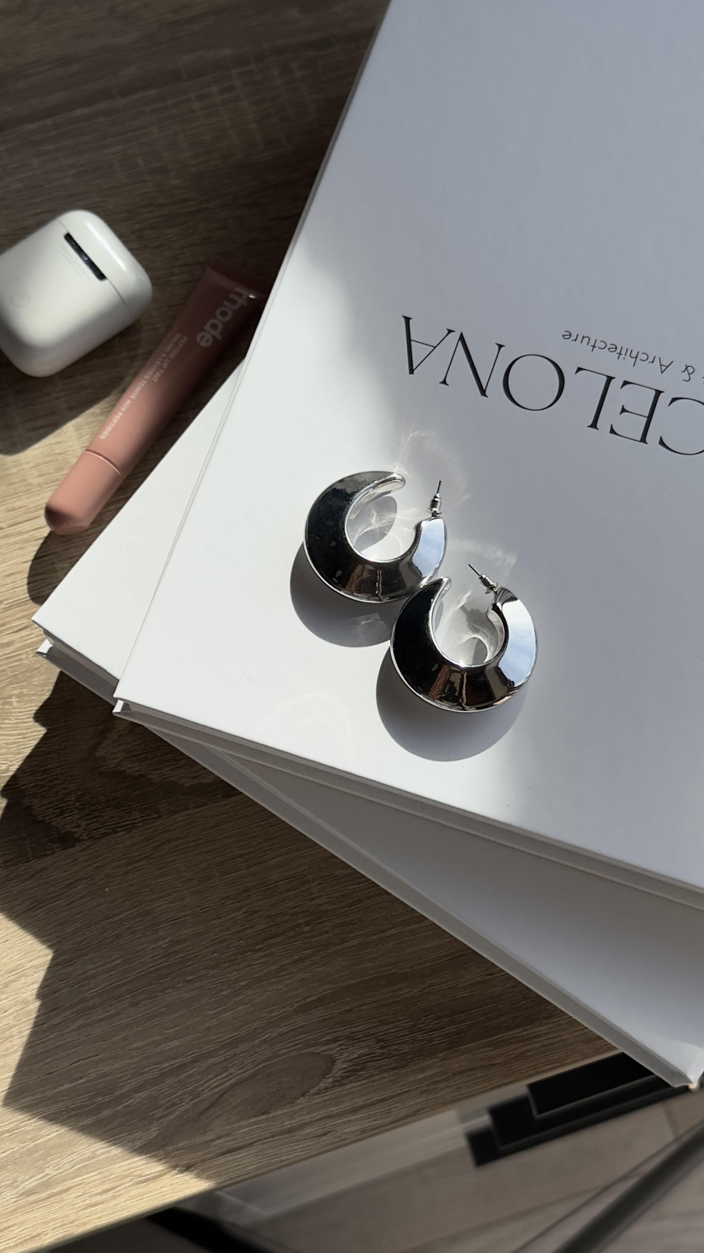 Silver Kalın C Şekil Halka Küpe