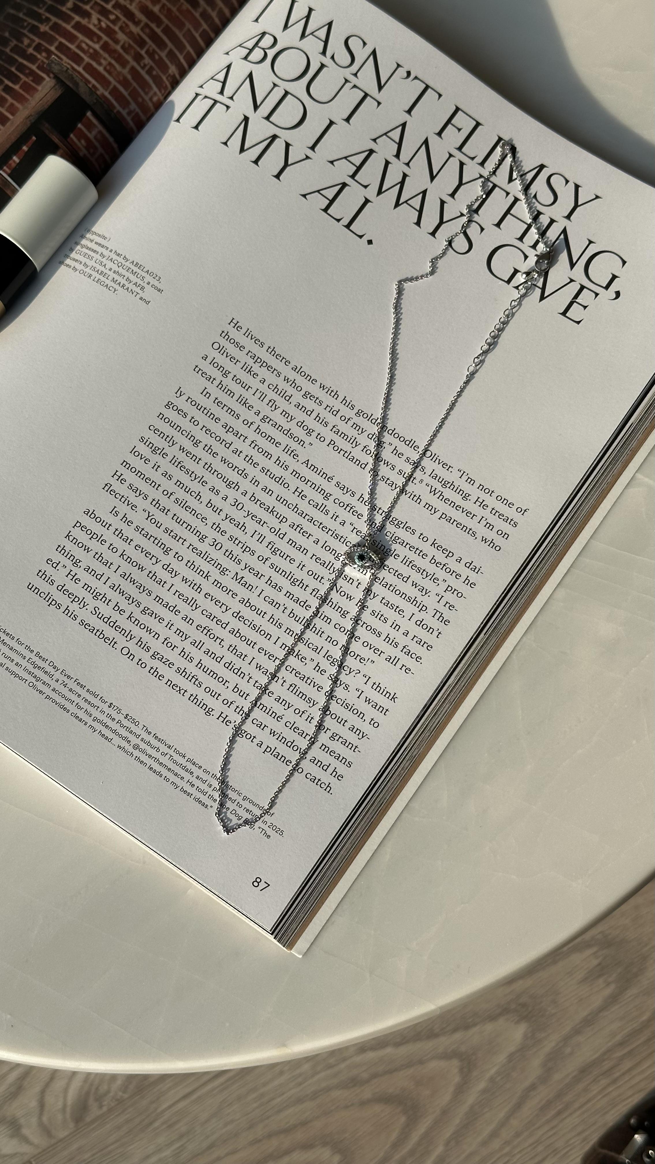 Silver Renkli Göz Detaylı Şahmeran