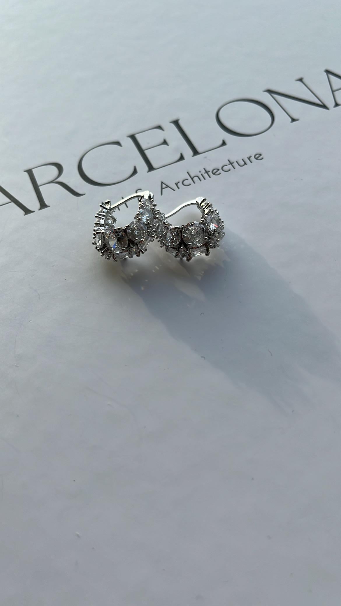 Silver Zirkon Taşlı Küpe