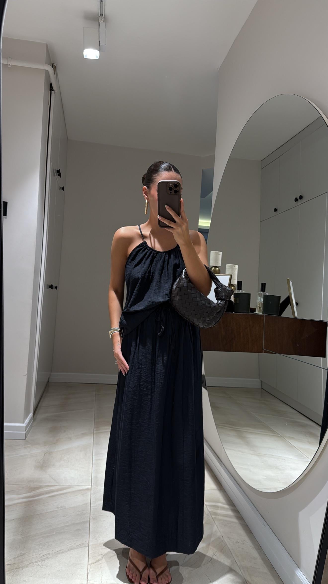 Siyah Askılı Bluz Etek Takım