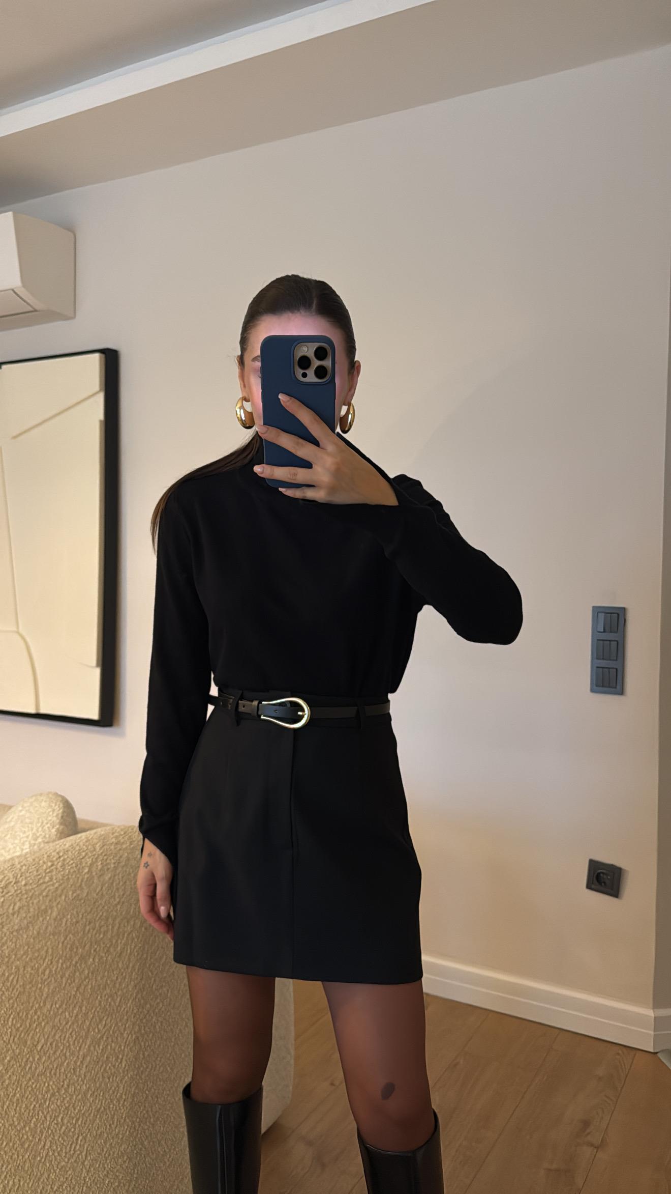 Siyah Balıkçı Yaka Kol Dügmeli Dilvin Kazak