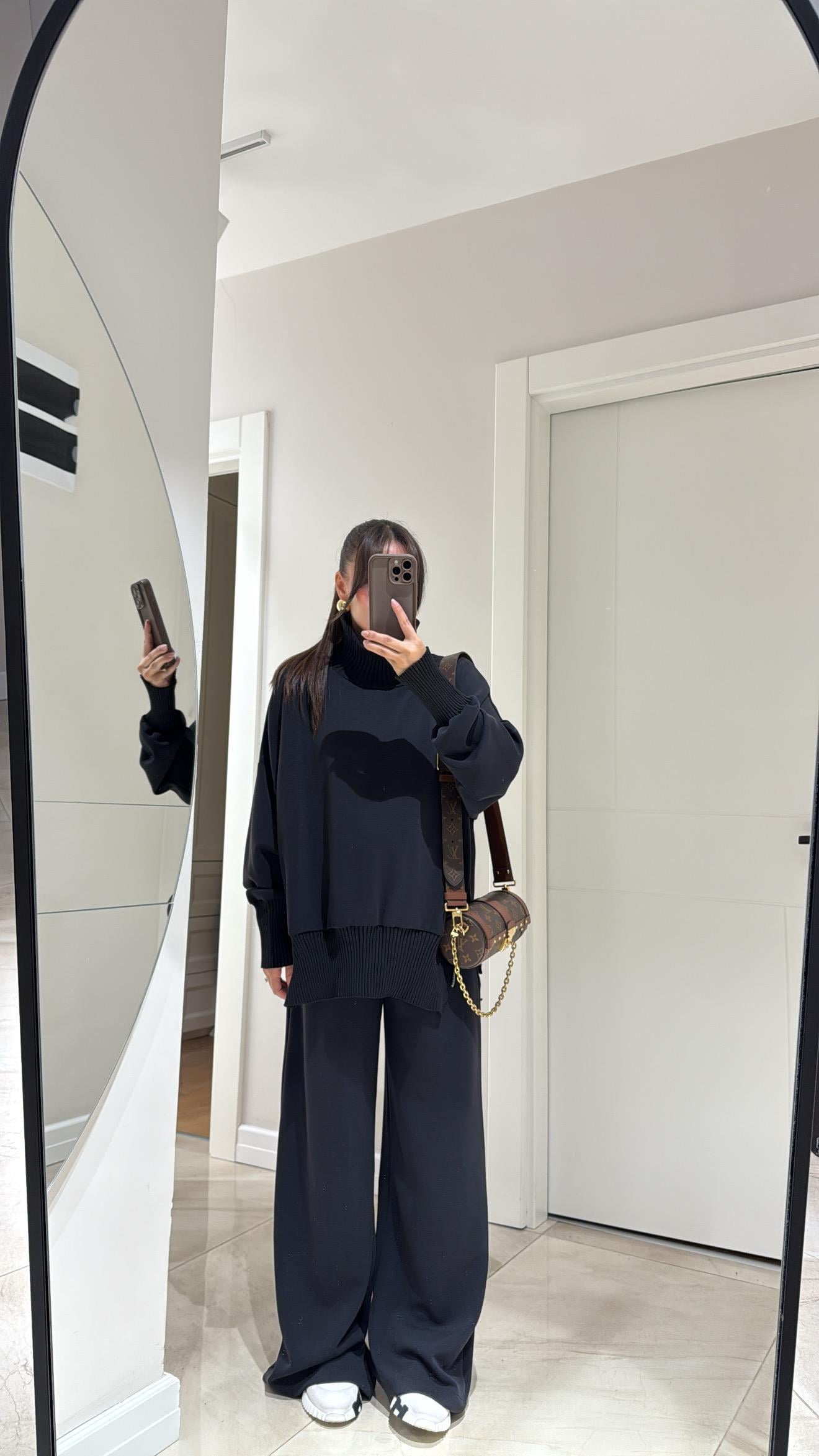 Siyah Balıkçı Yaka Yan Fermuarlı Modal Takım