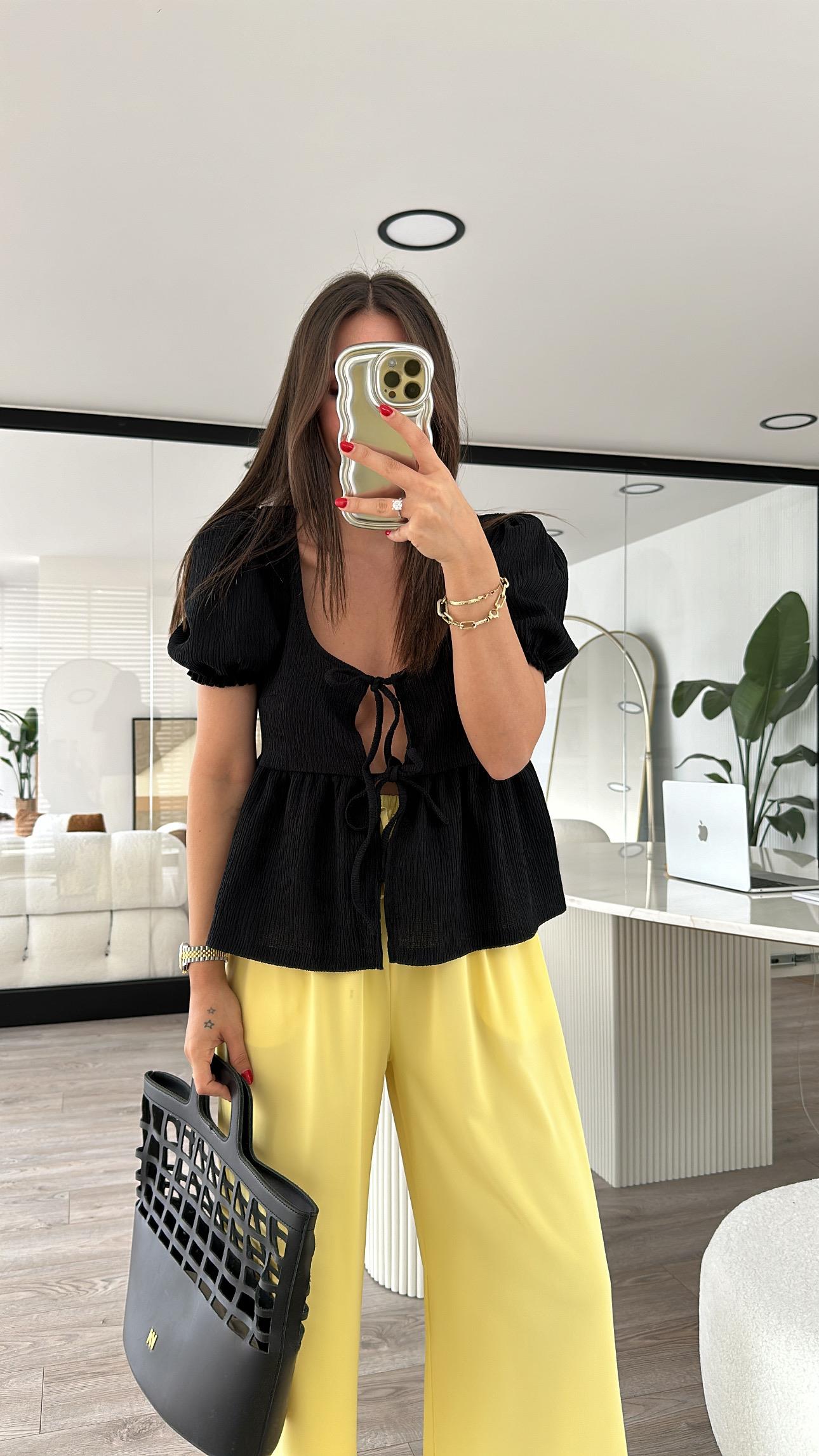 Siyah Balon Kol Önden Bağlamalı Bluz