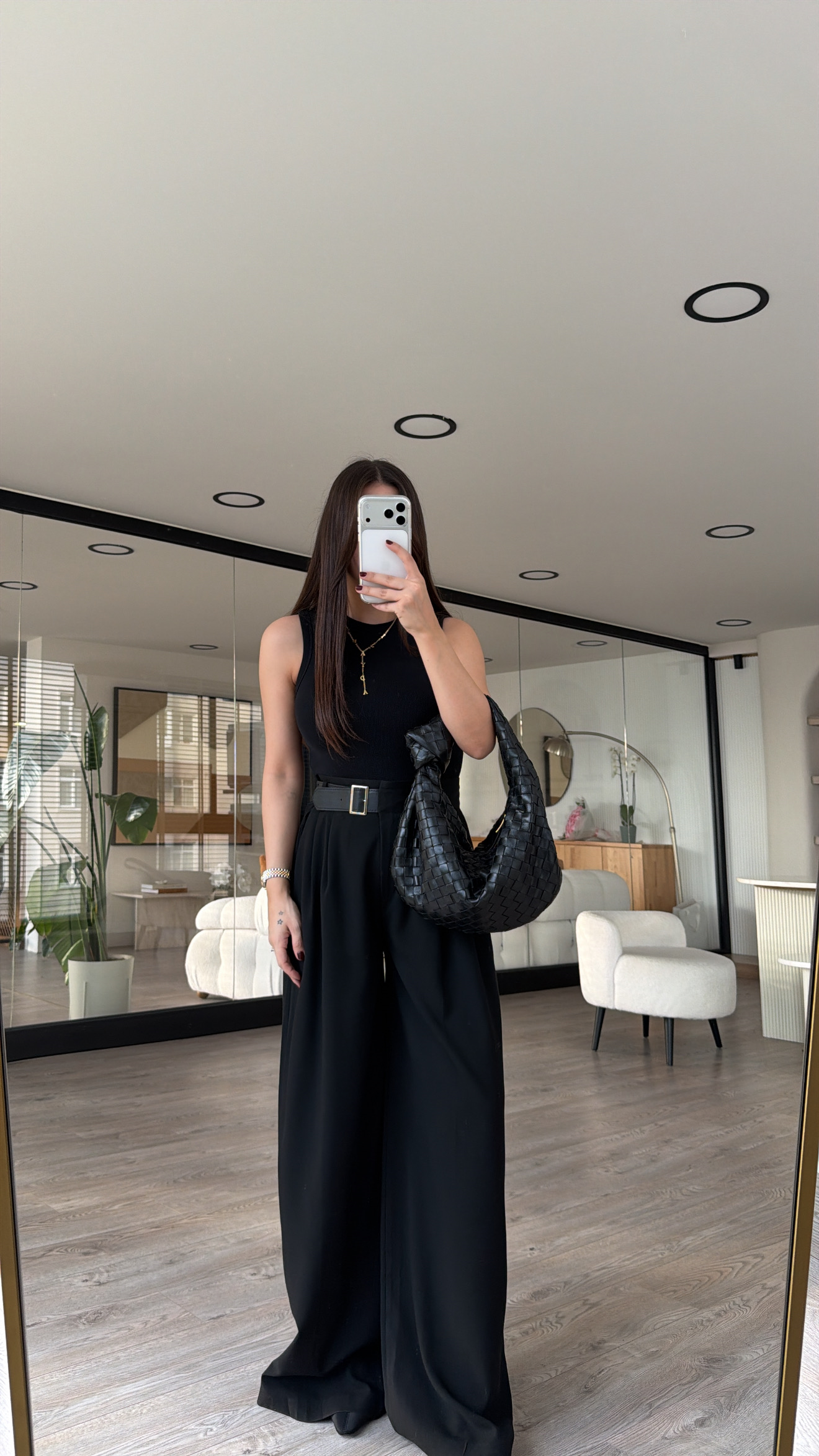 Siyah Bel Kemer Detaylı Pileli Palazzo Pantolon