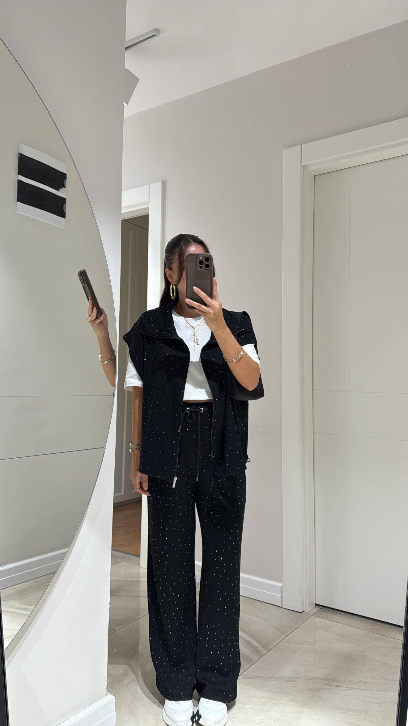 Siyah Bel Lastikli Taşlı Pantolon Takım